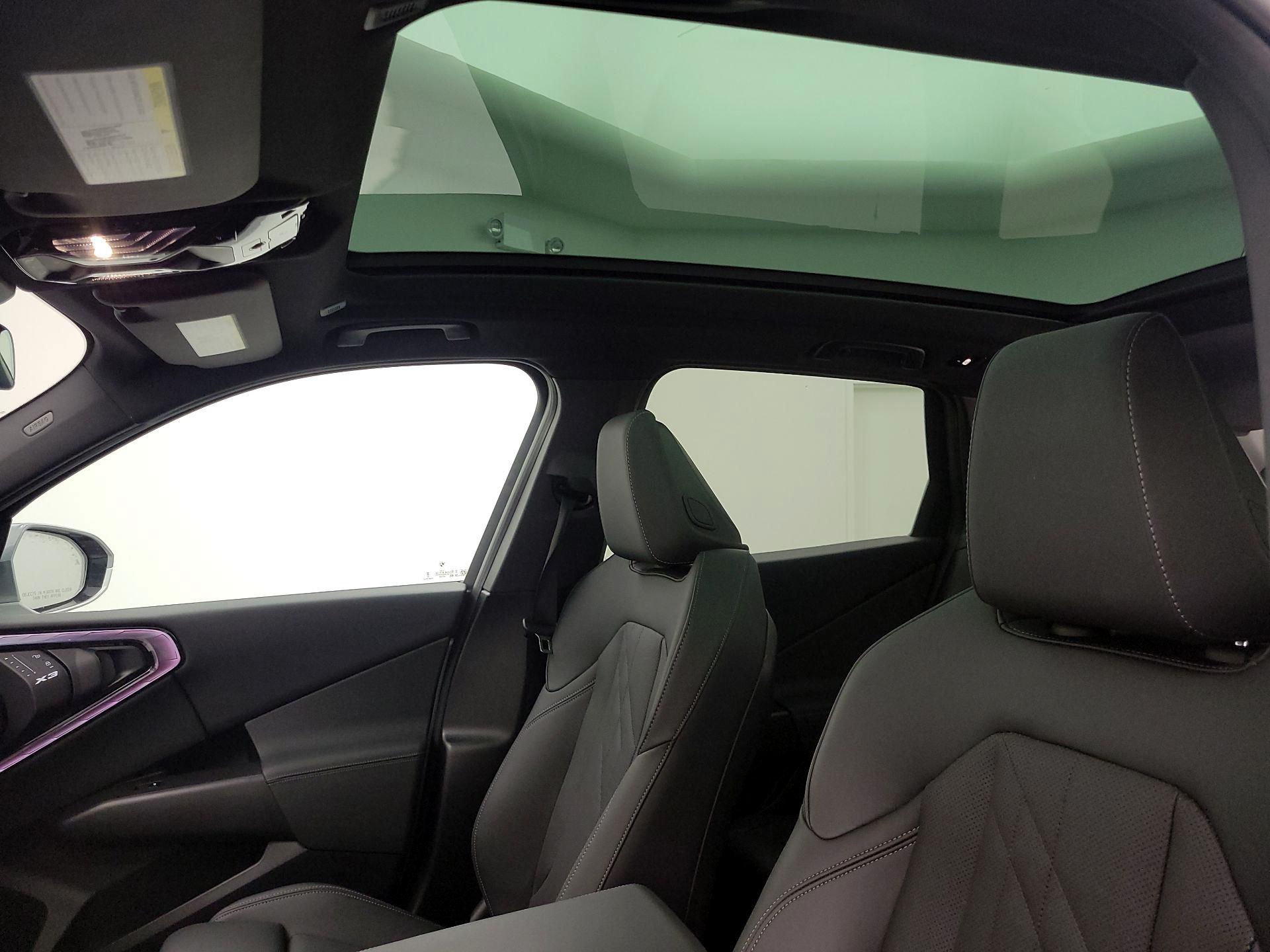 Thumbnail: 2025 BMW X3 - 19