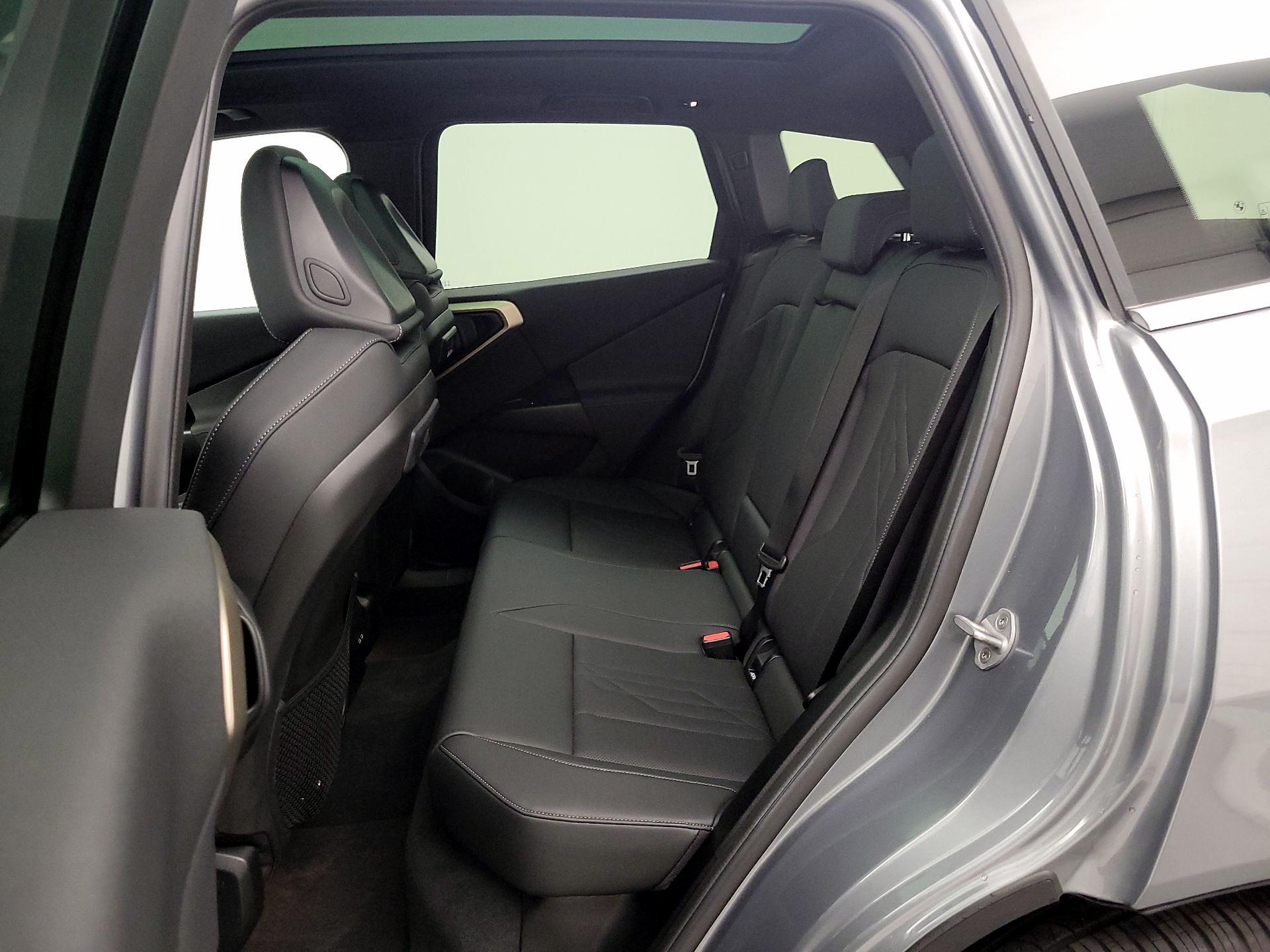 Thumbnail: 2025 BMW X3 - 20