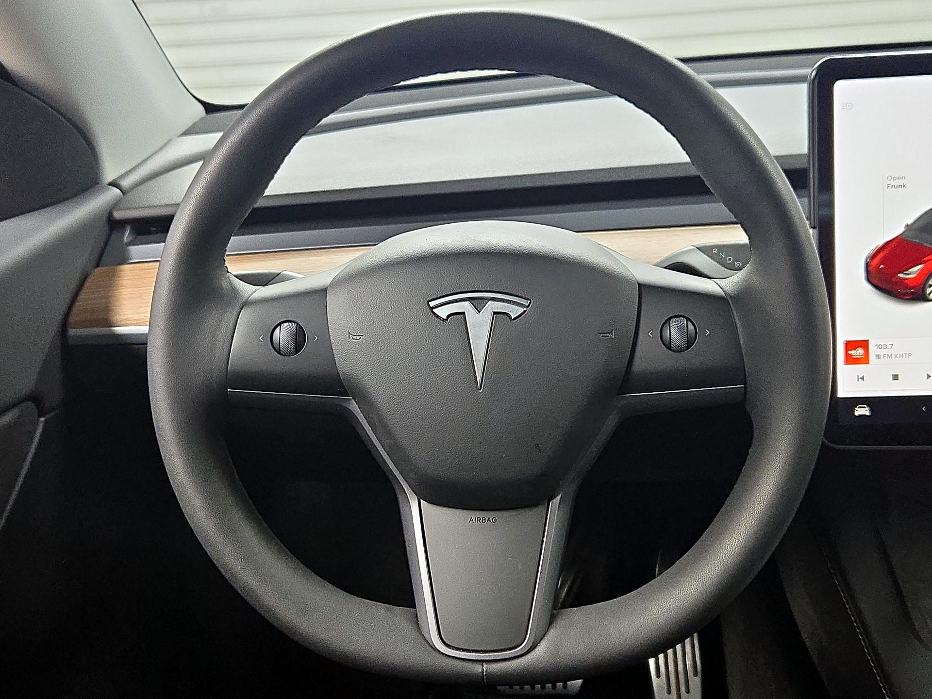 Thumbnail: 2022 Tesla Model Y - 10