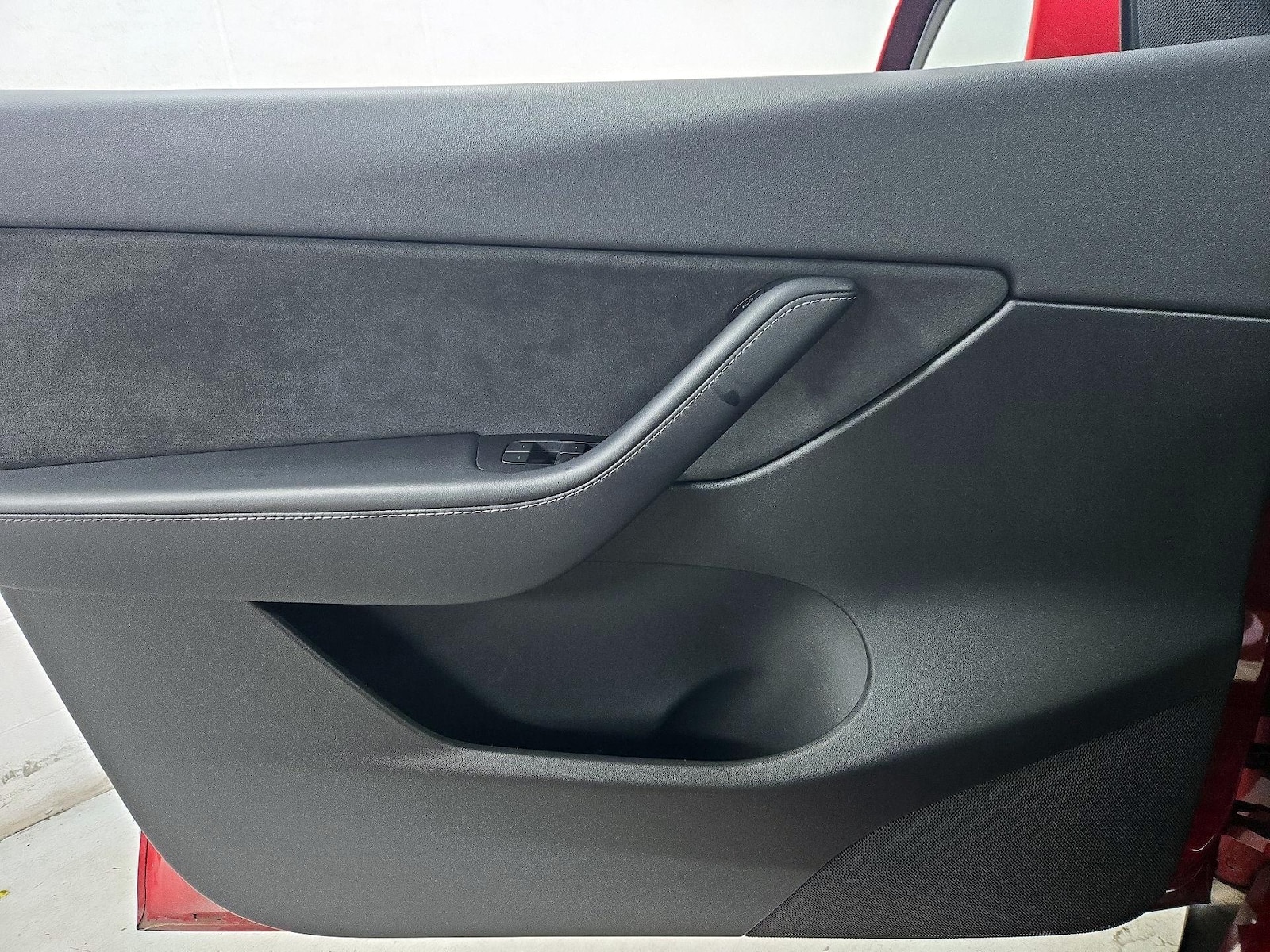 2022 Tesla Model Y Long Range - Photo 13