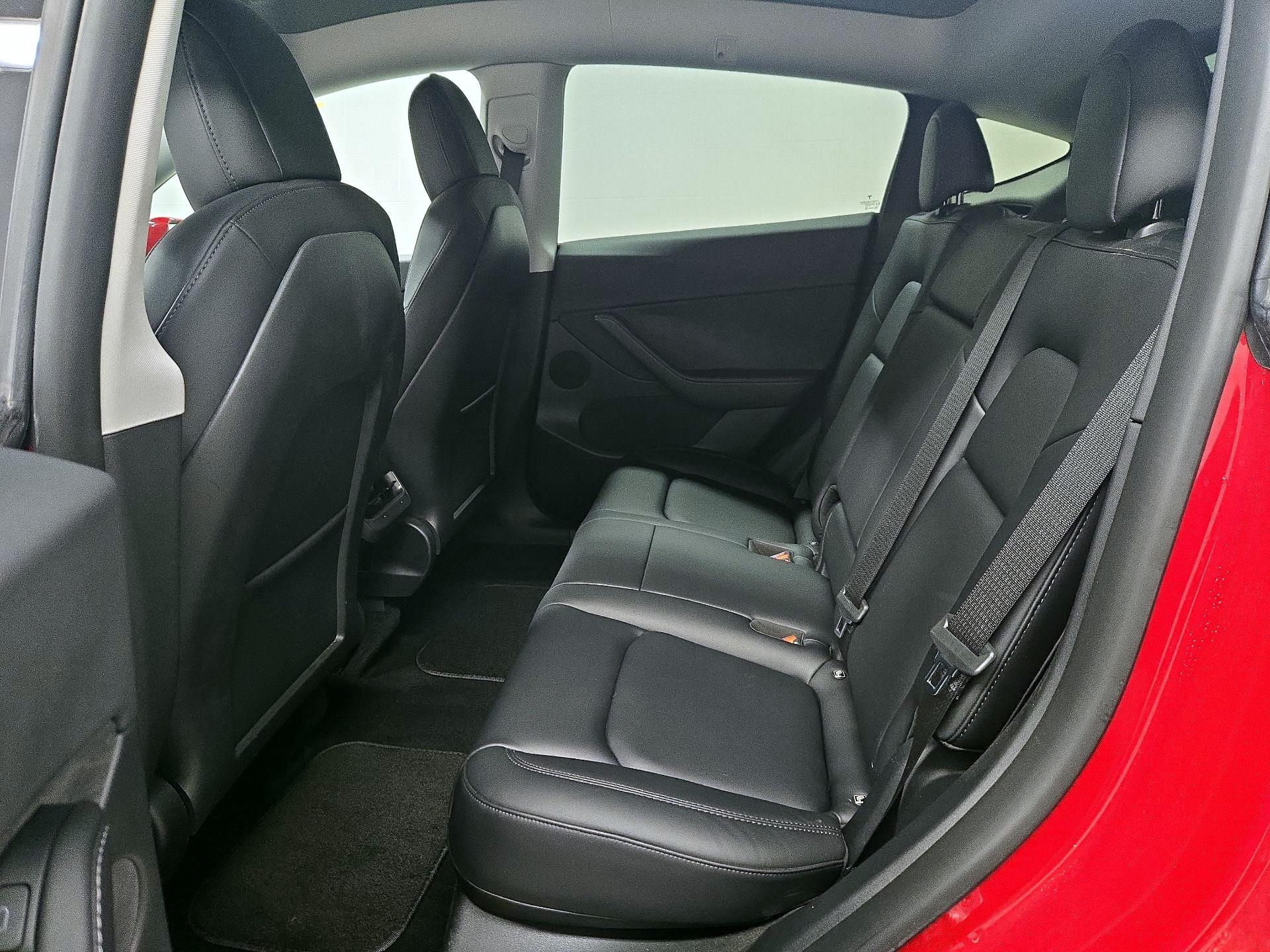 Thumbnail: 2022 Tesla Model Y - 19