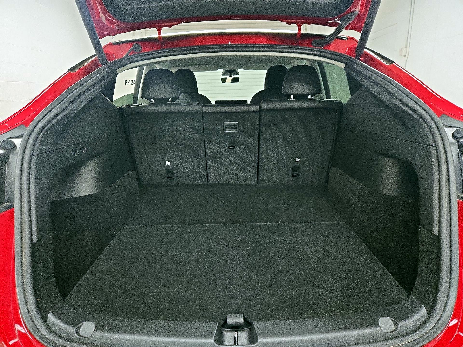 Thumbnail: 2022 Tesla Model Y - 20