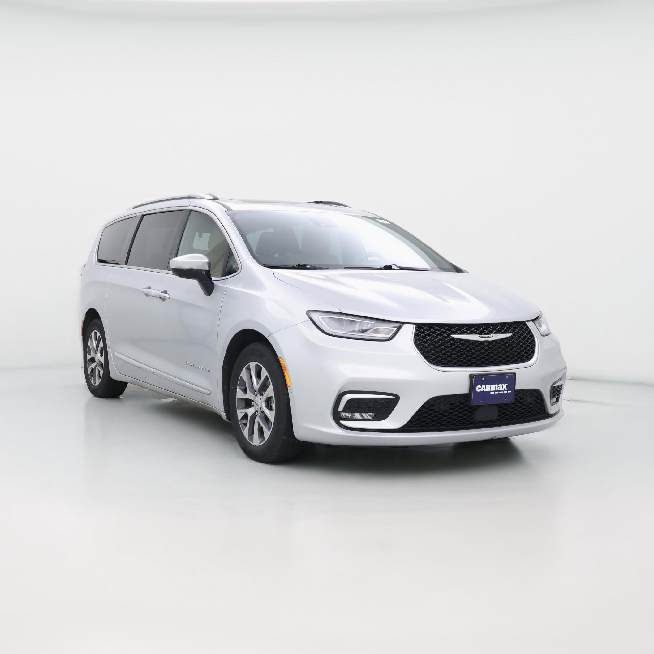 Thumbnail: 2023 Chrysler Pacifica - 1