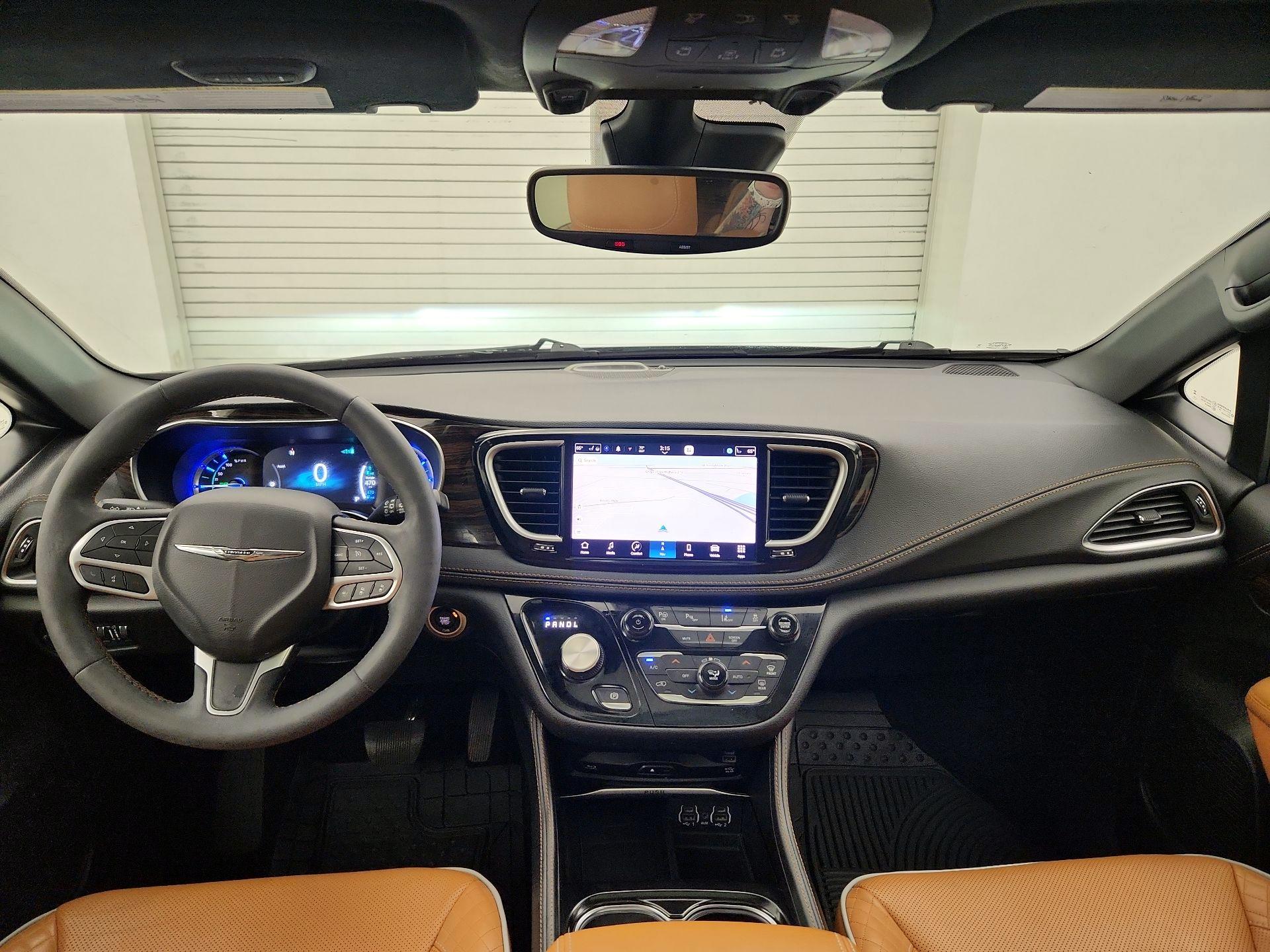 Thumbnail: 2023 Chrysler Pacifica - 9