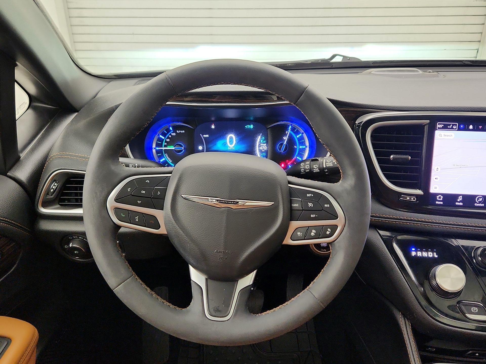 Thumbnail: 2023 Chrysler Pacifica - 10
