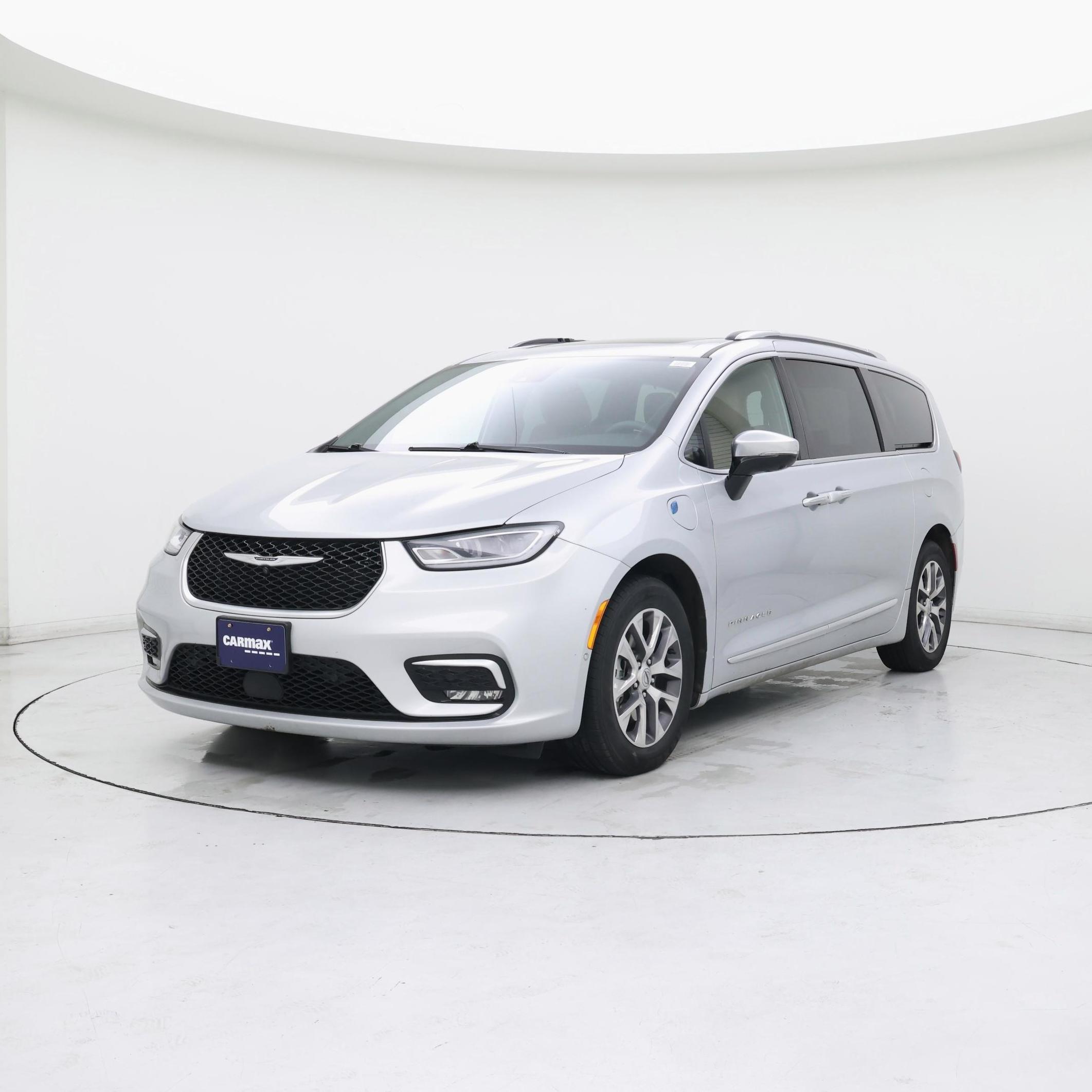 Thumbnail: 2023 Chrysler Pacifica - 4