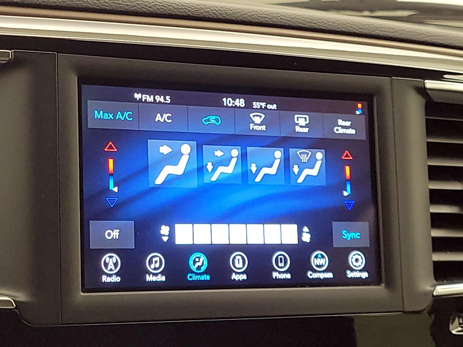 Thumbnail: 2018 Chrysler Pacifica - 16