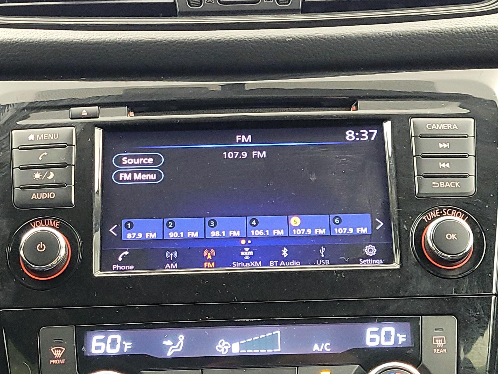 Thumbnail: 2018 Nissan Rogue - 15