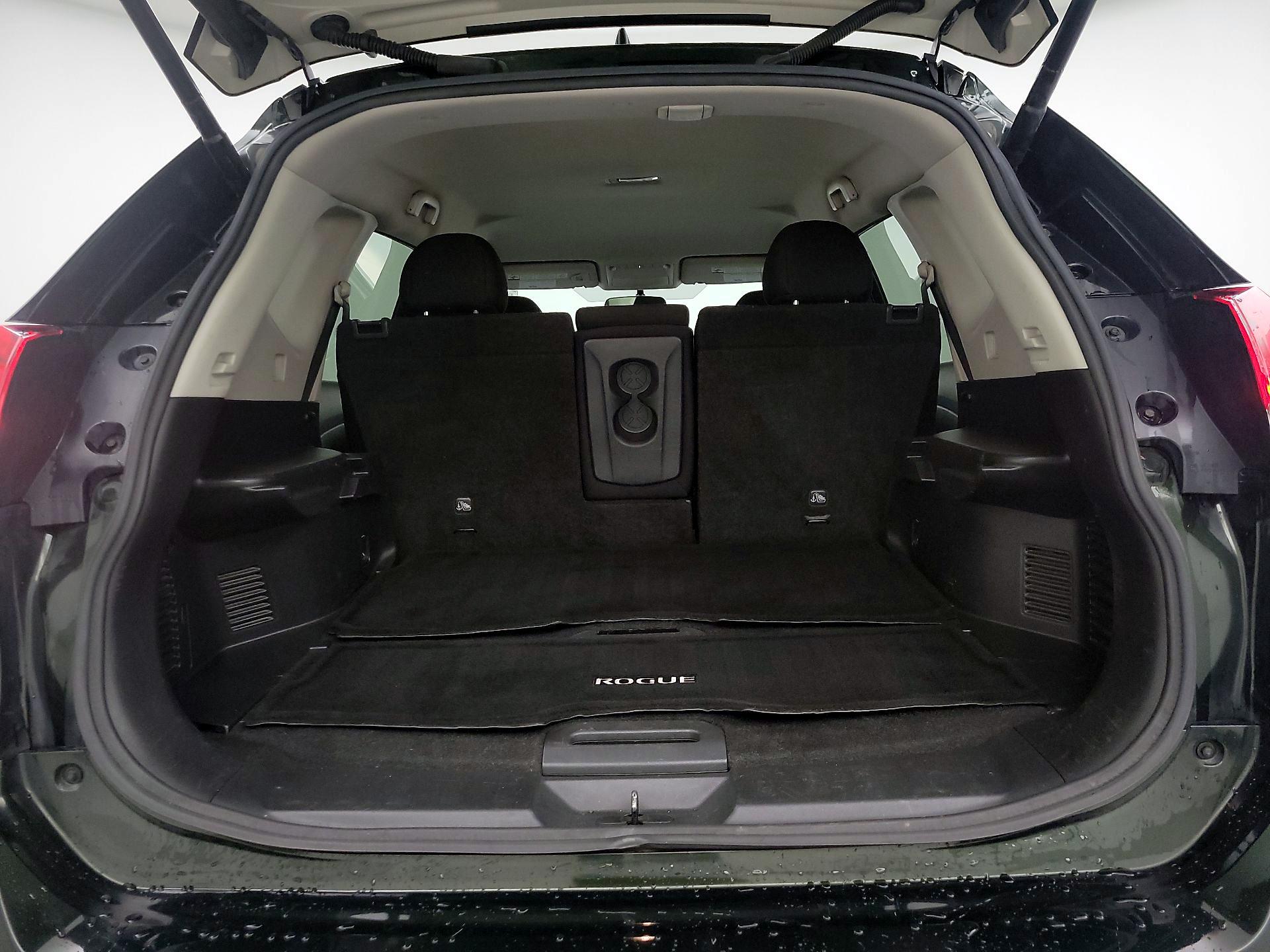 Thumbnail: 2018 Nissan Rogue - 20