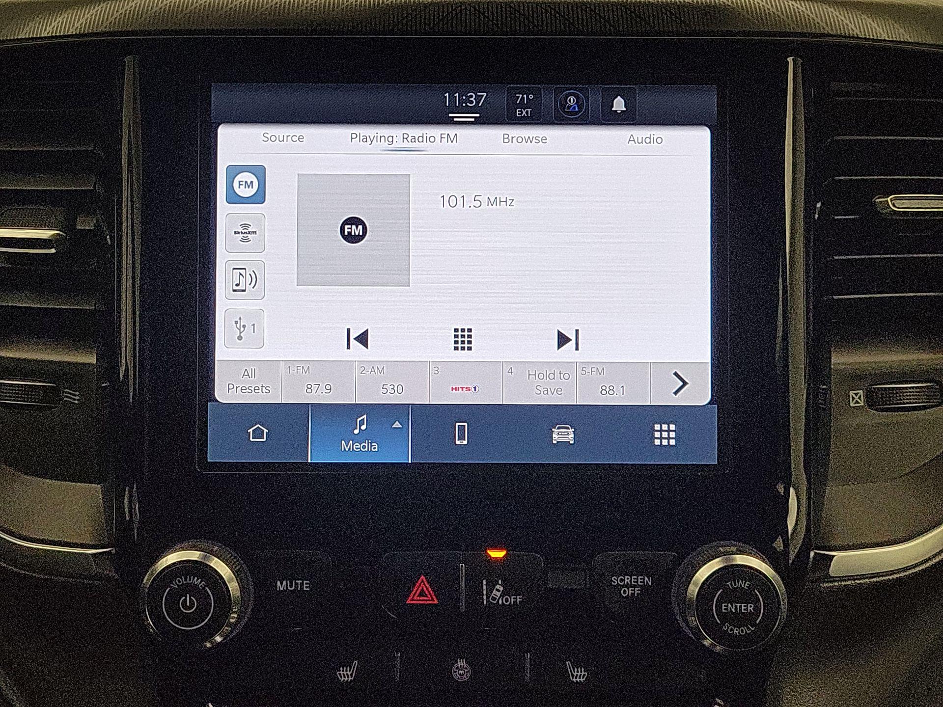 Thumbnail: 2025 RAM 1500 - 15