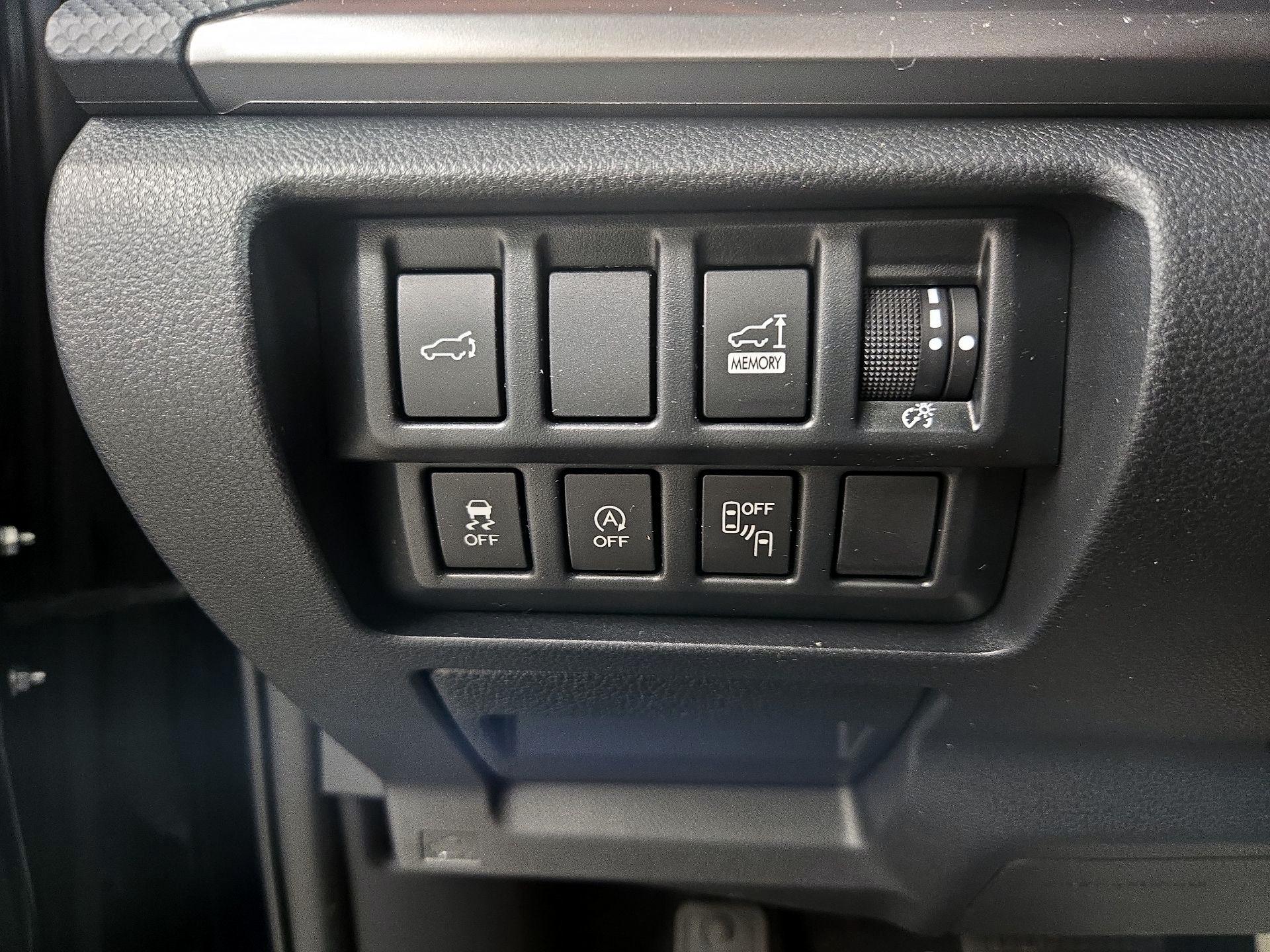 Thumbnail: 2020 Subaru Forester - 13