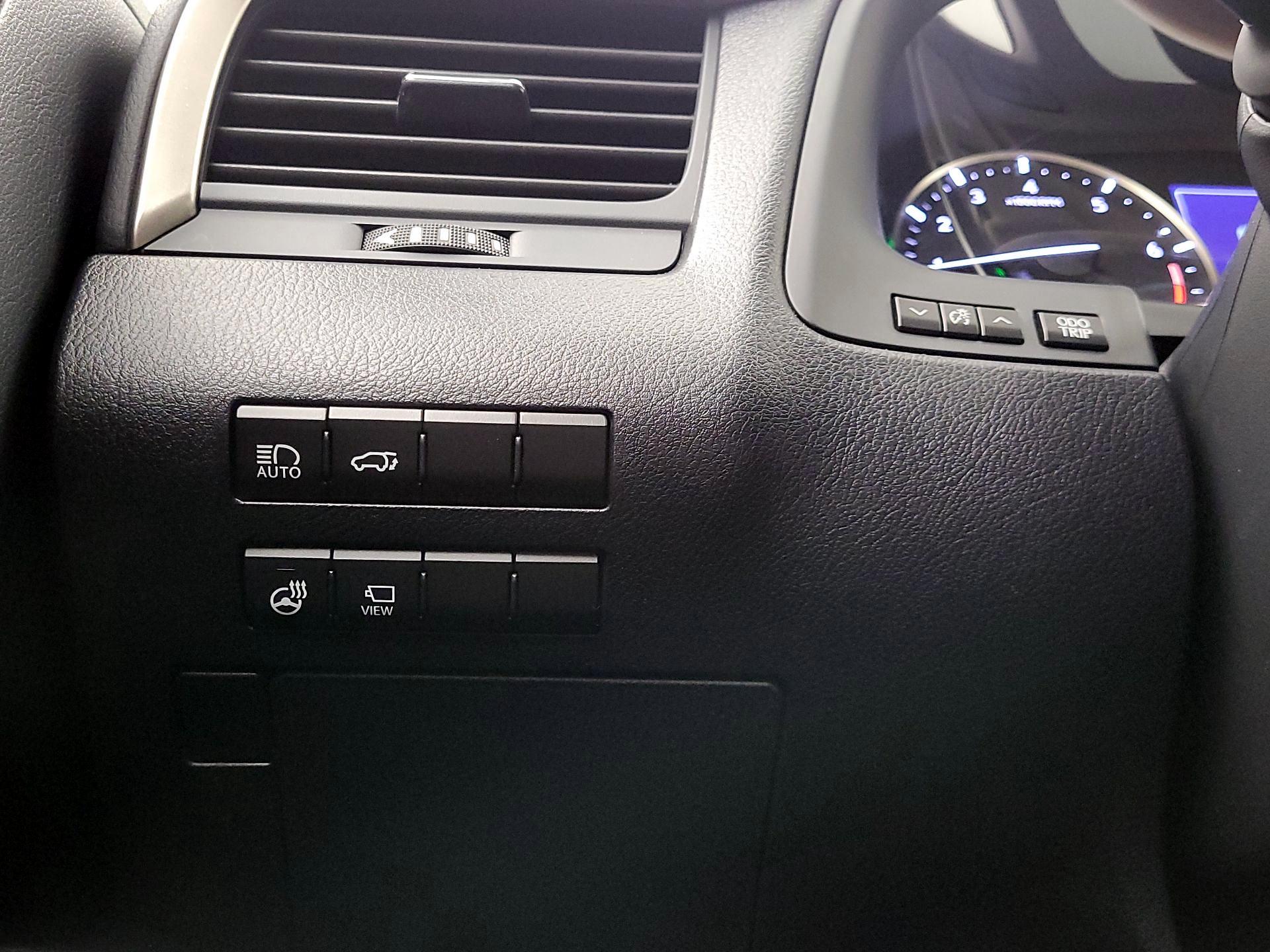 Thumbnail: 2021 Lexus RX - 13