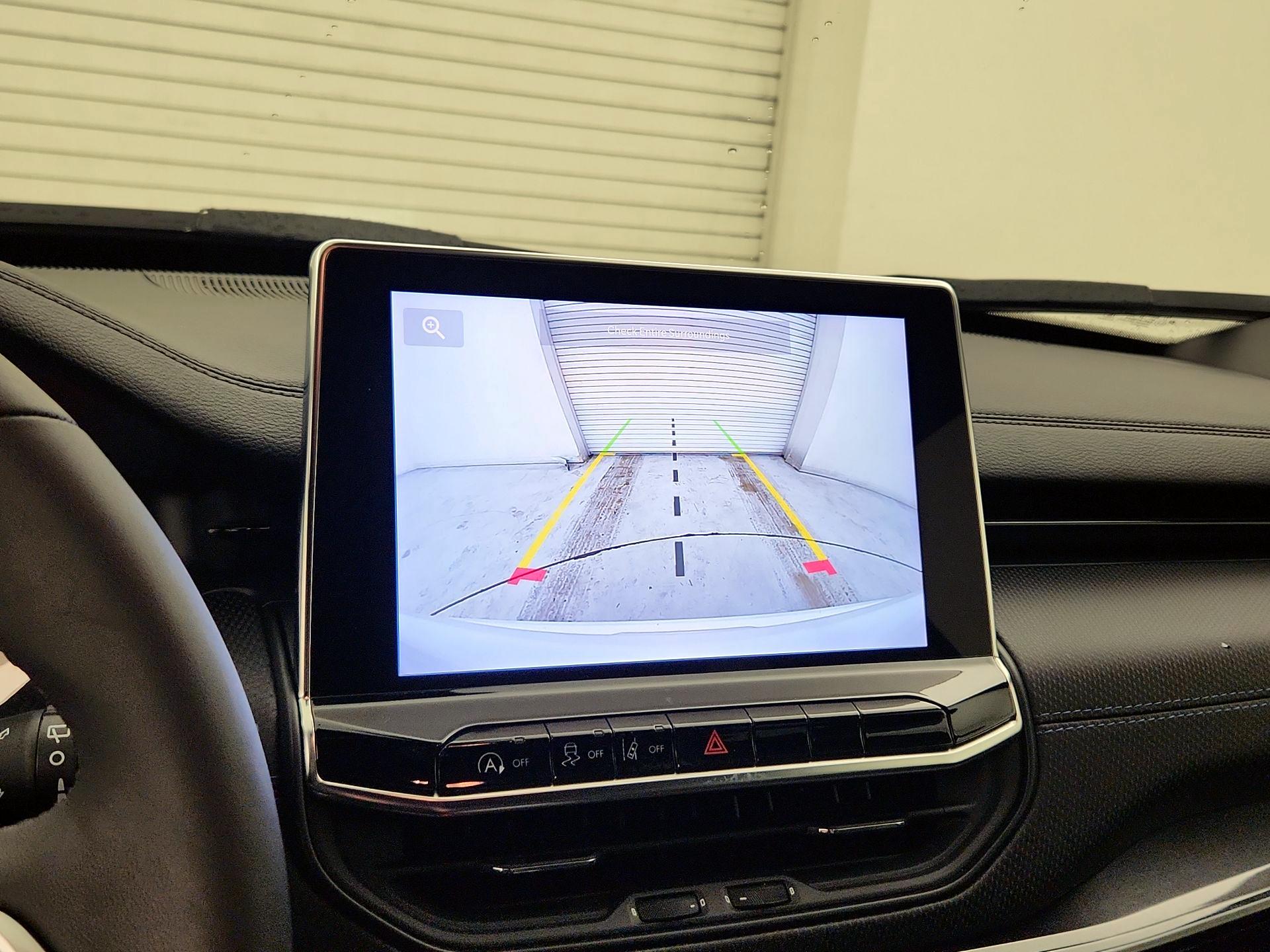 Thumbnail: 2025 Jeep Compass - 14