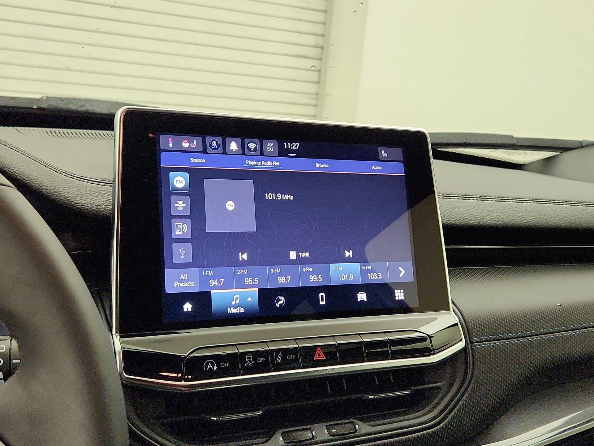 Thumbnail: 2025 Jeep Compass - 15