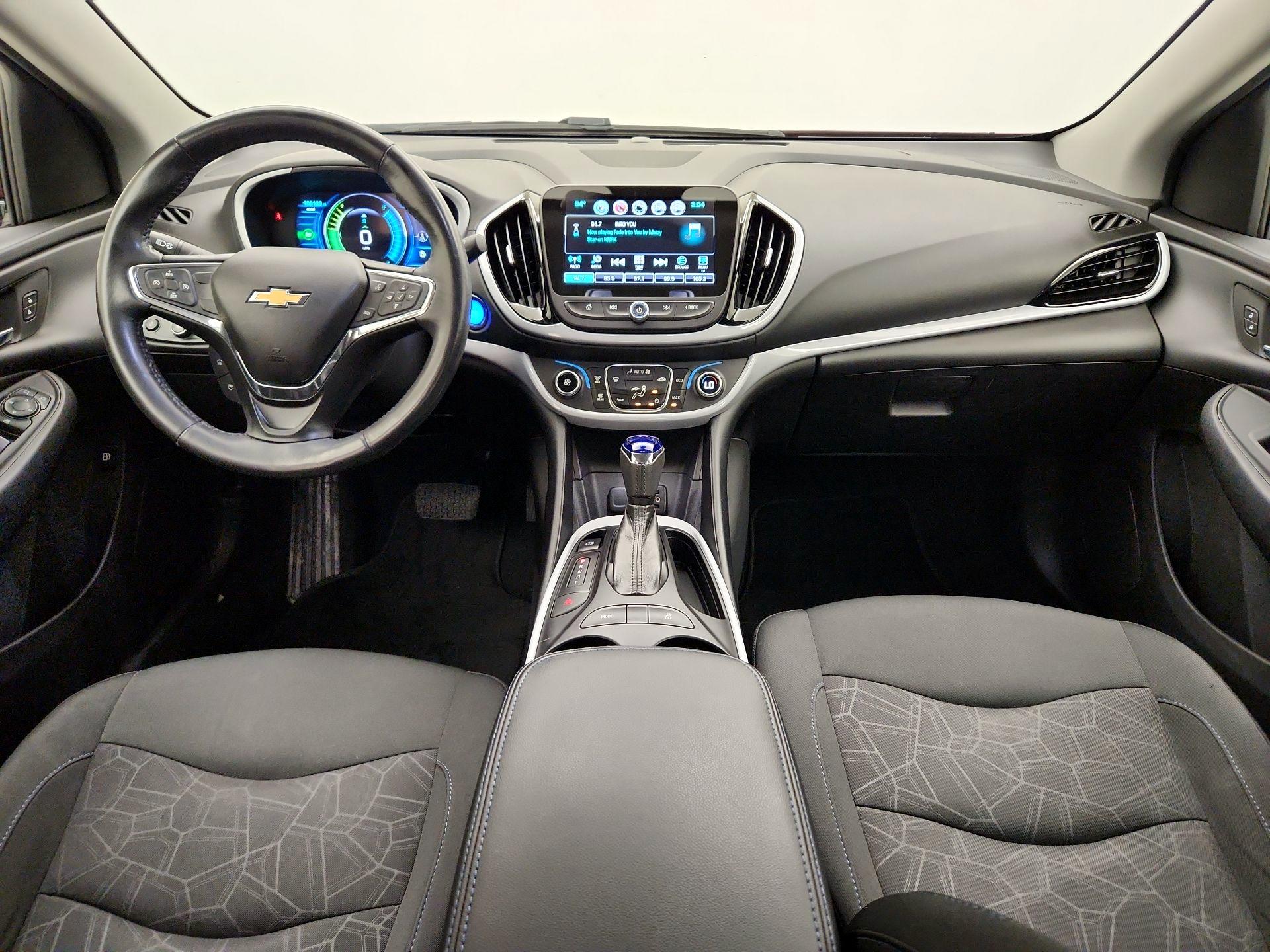 Thumbnail: 2017 Chevrolet Volt - 9