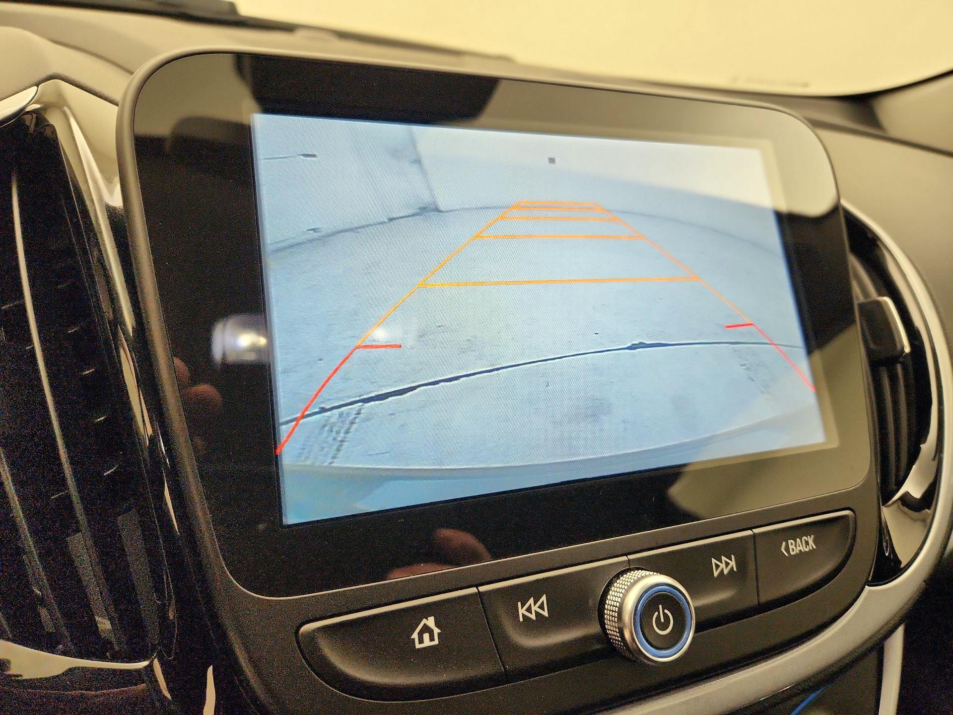 Thumbnail: 2017 Chevrolet Volt - 14