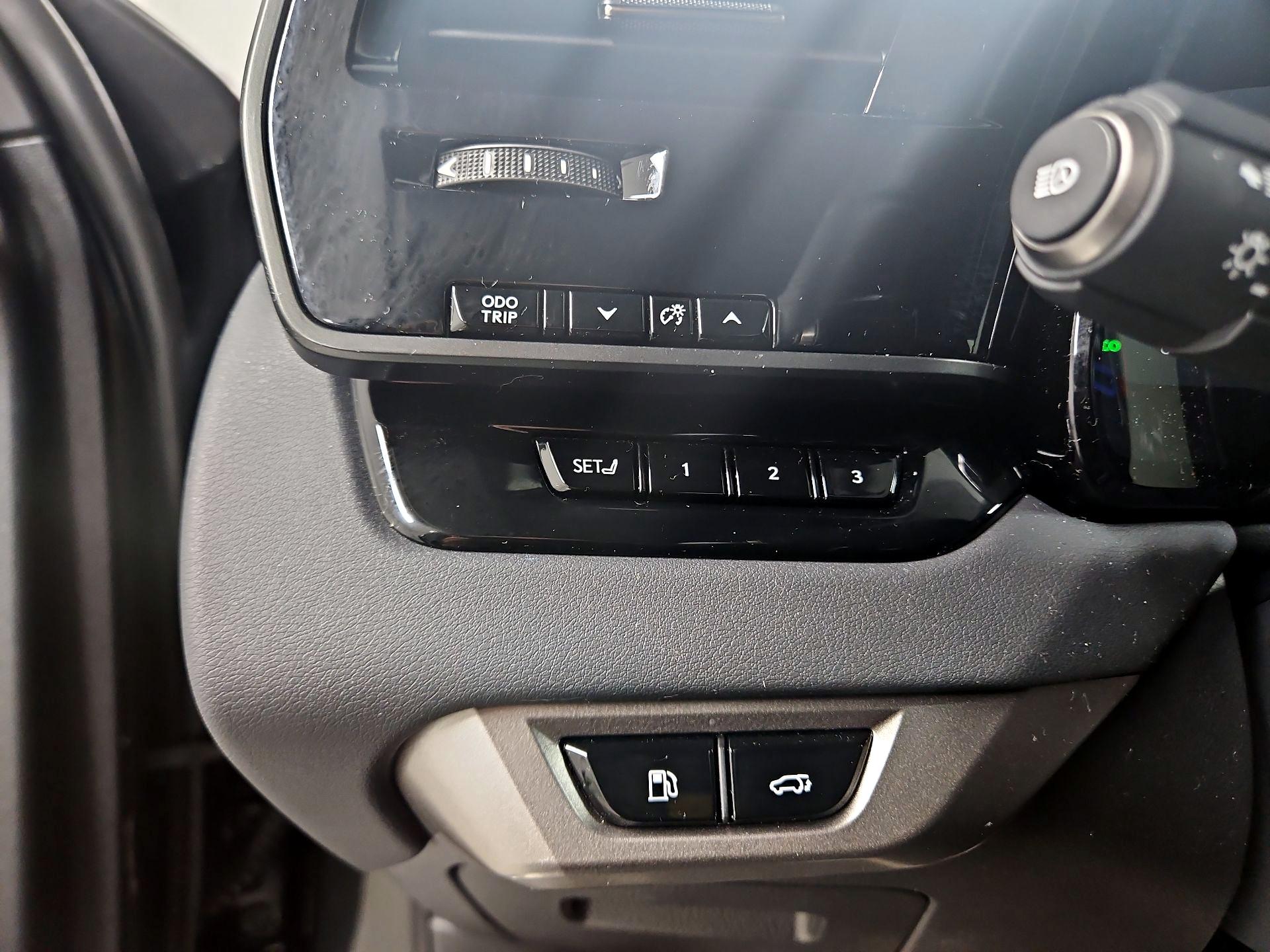 Thumbnail: 2025 Lexus RX - 13