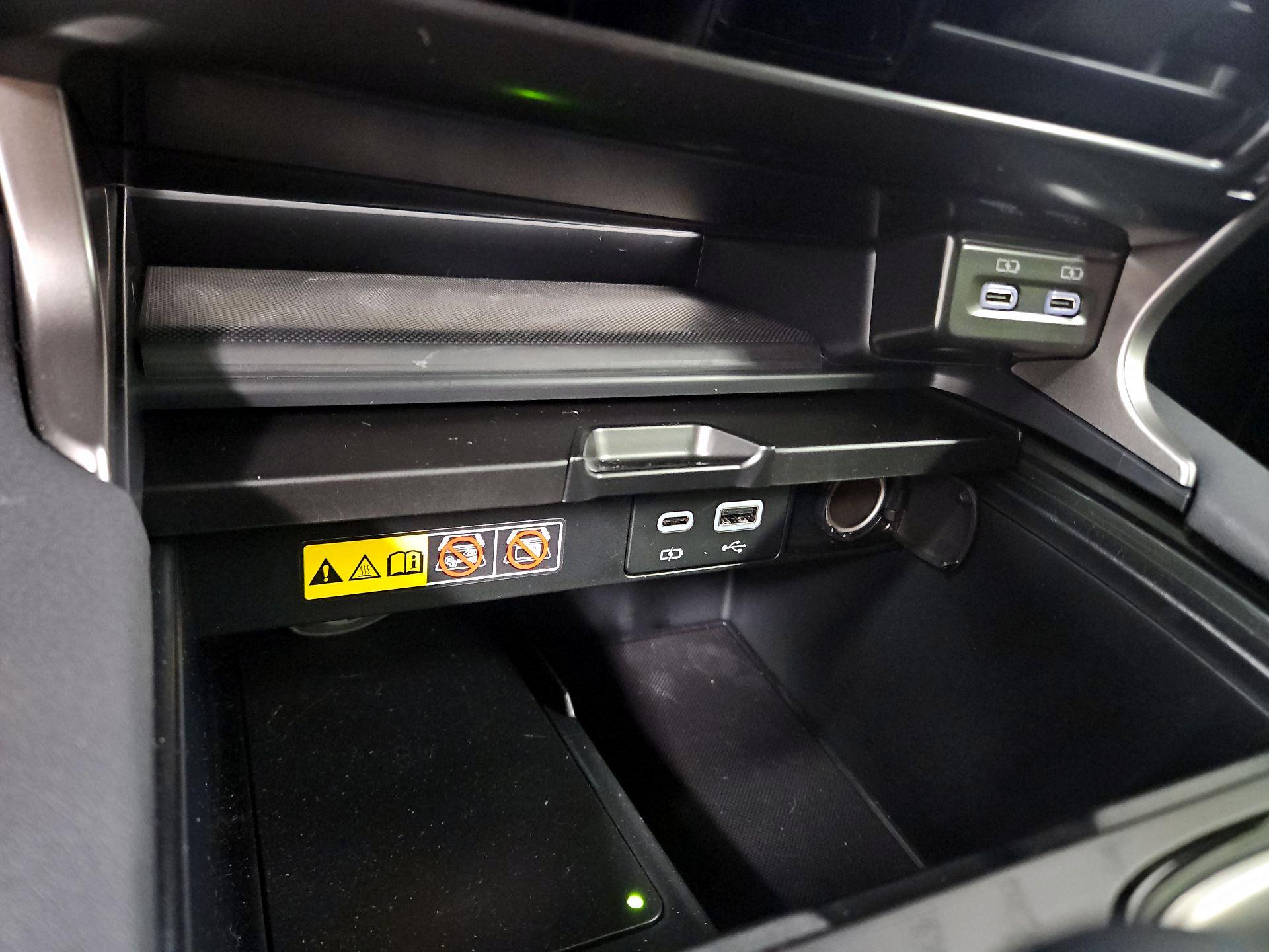 Thumbnail: 2025 Lexus RX - 19