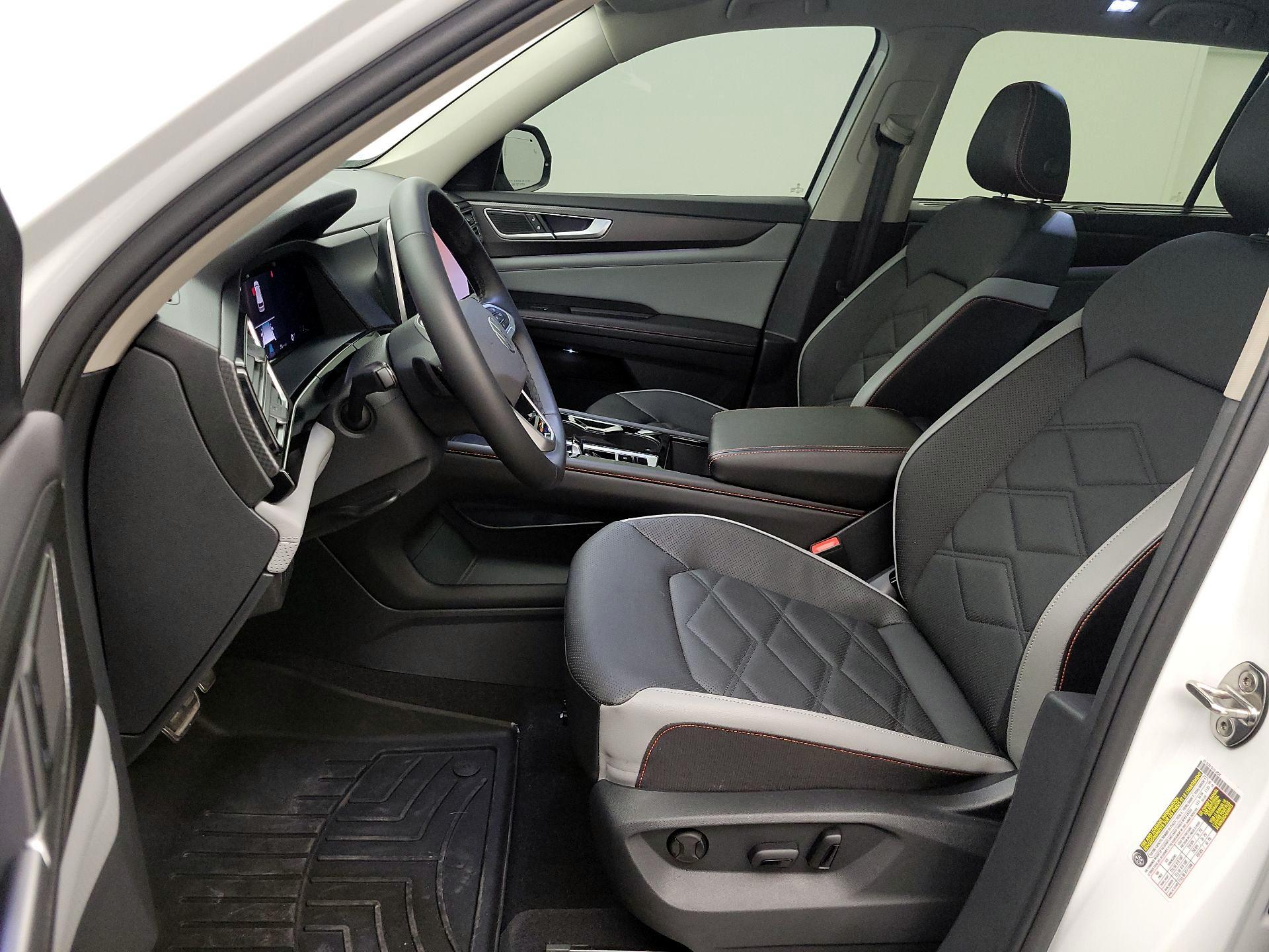 Thumbnail: 2024 Volkswagen Atlas - 11