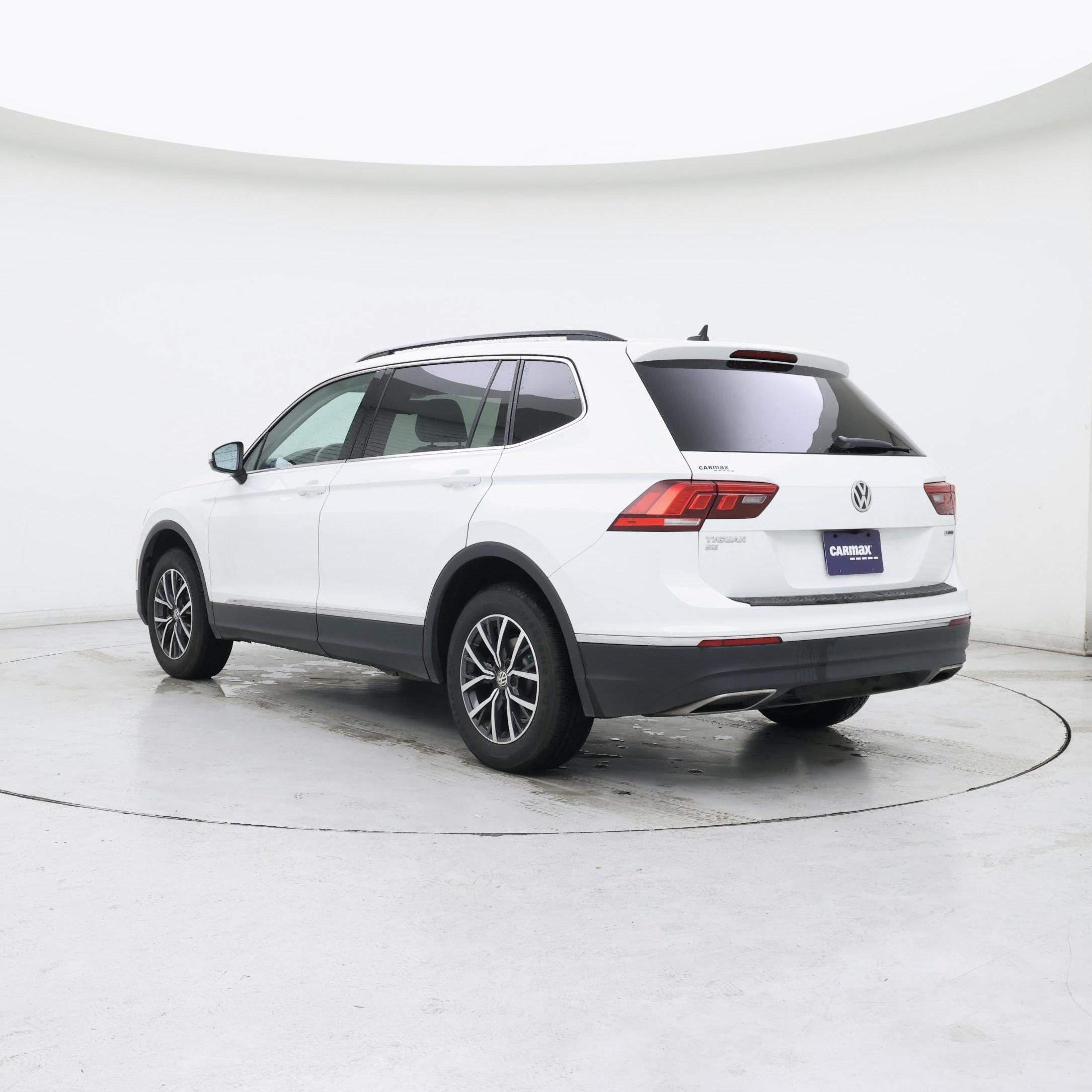 Thumbnail: 2020 Volkswagen Tiguan - 2