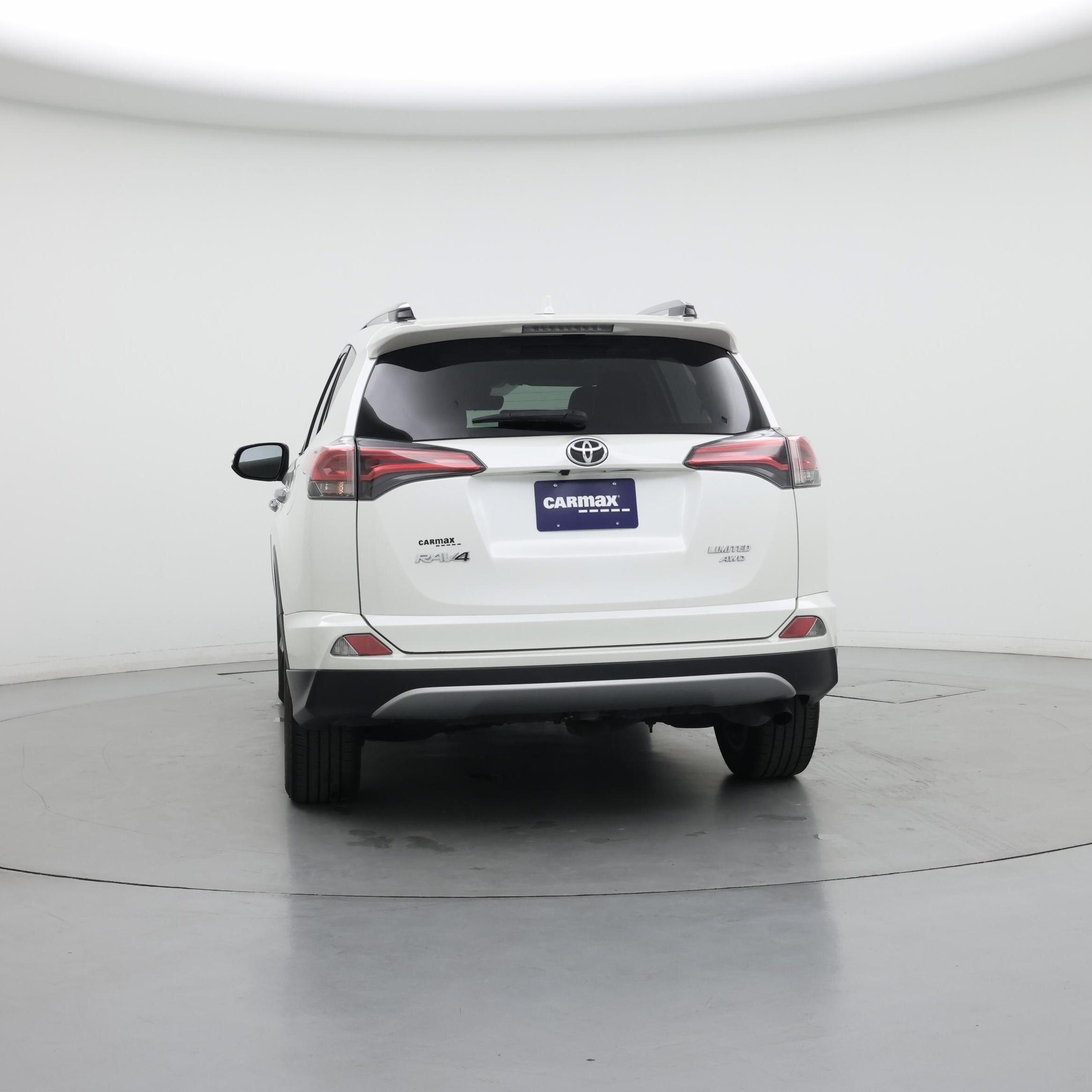 Thumbnail: 2018 Toyota RAV4 - 6