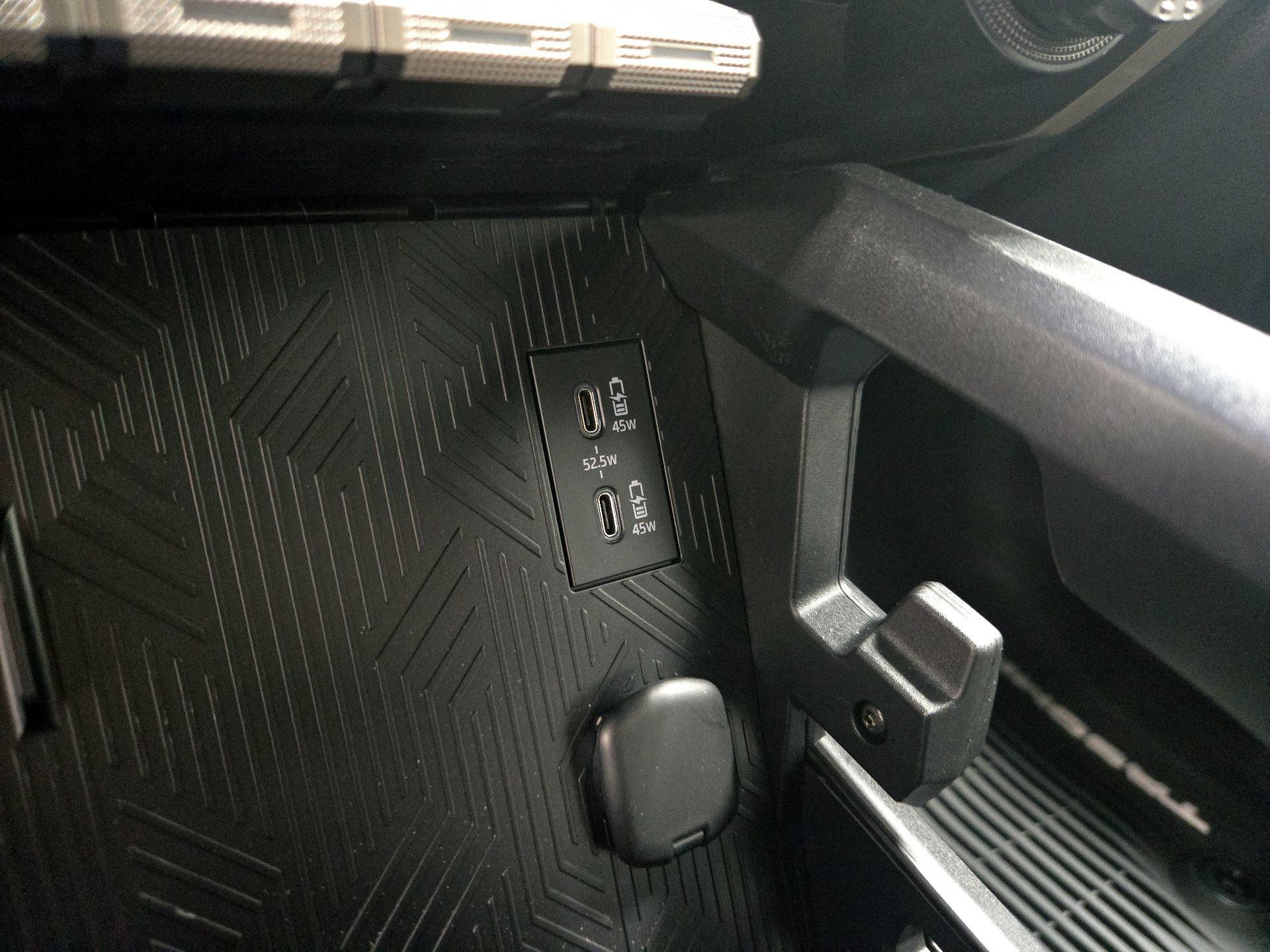 Thumbnail: 2025 Toyota Tacoma - 18