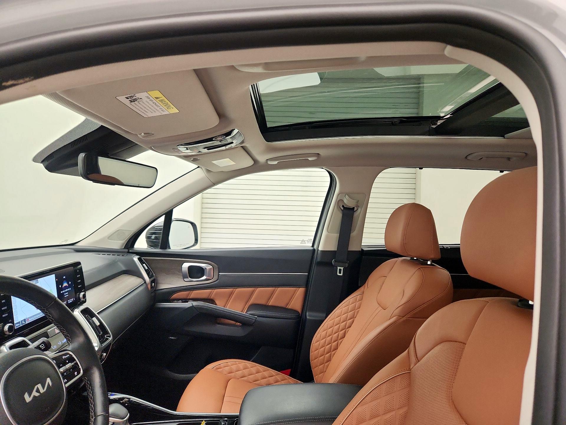 Thumbnail: 2023 Kia Sorento - 20