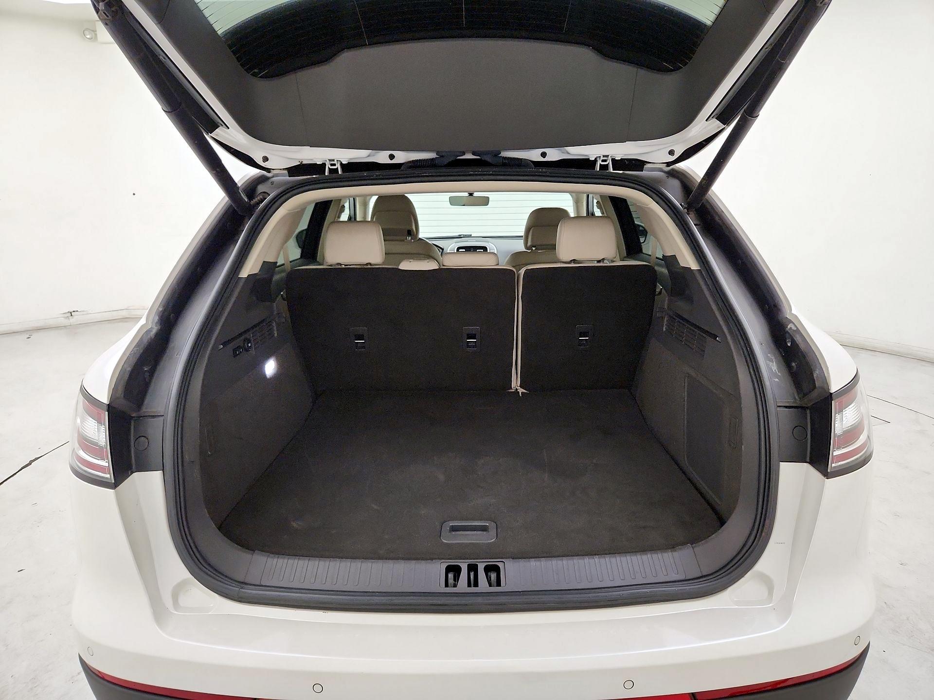 Thumbnail: 2019 Lincoln Nautilus - 20