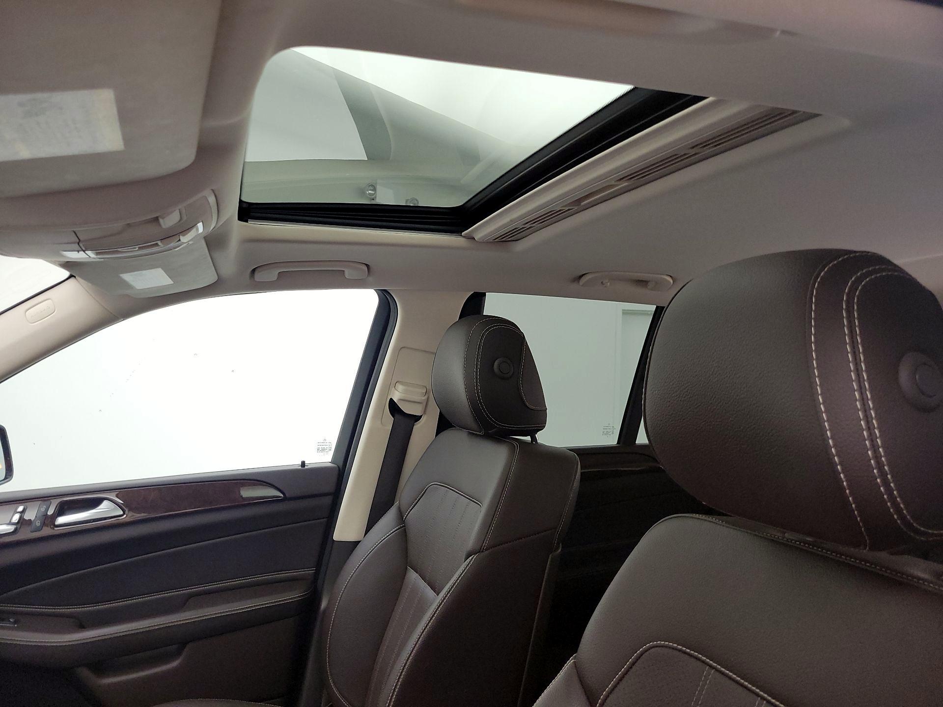 Thumbnail: 2018 Mercedes-Benz GLE - 20