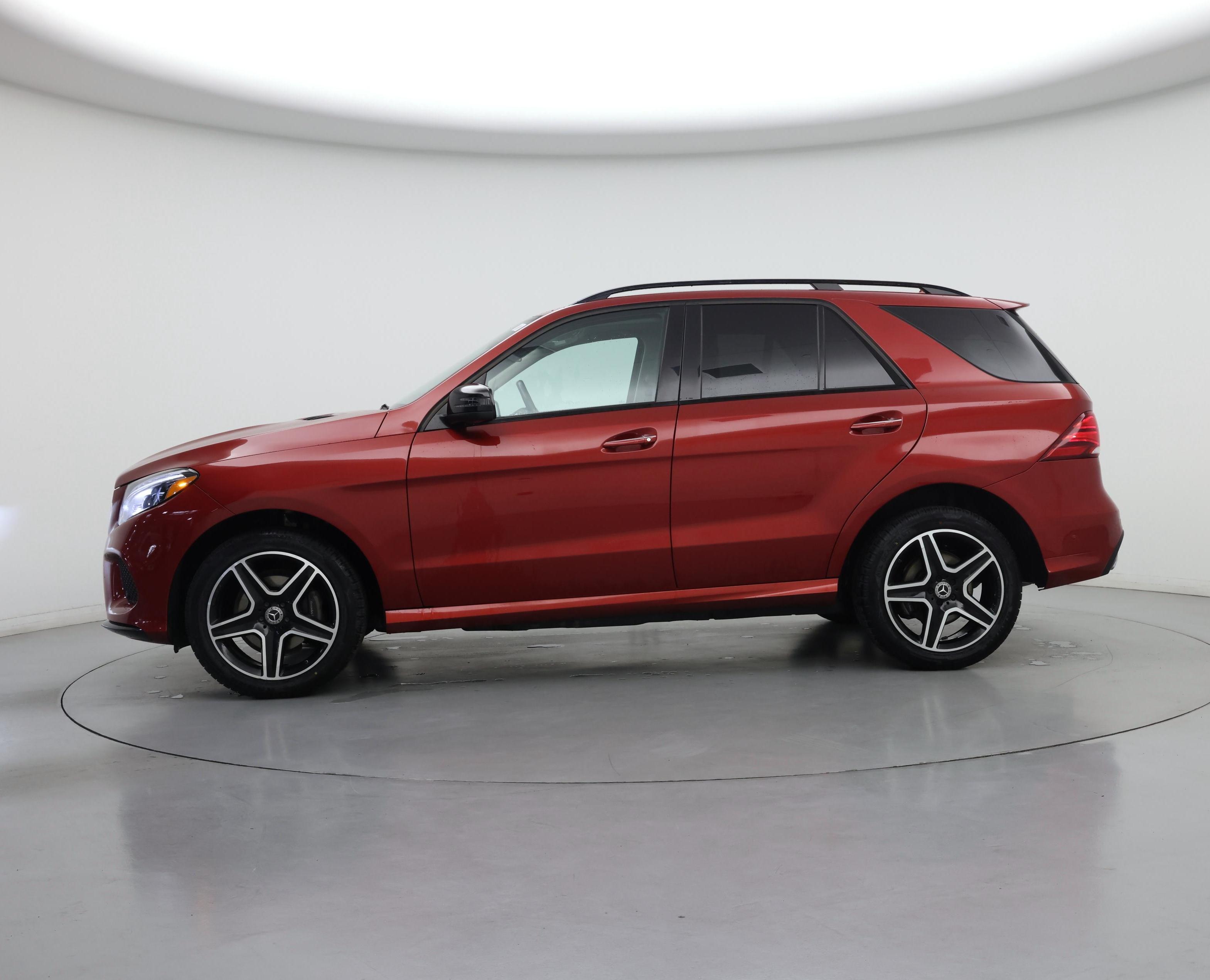 Thumbnail: 2018 Mercedes-Benz GLE - 3