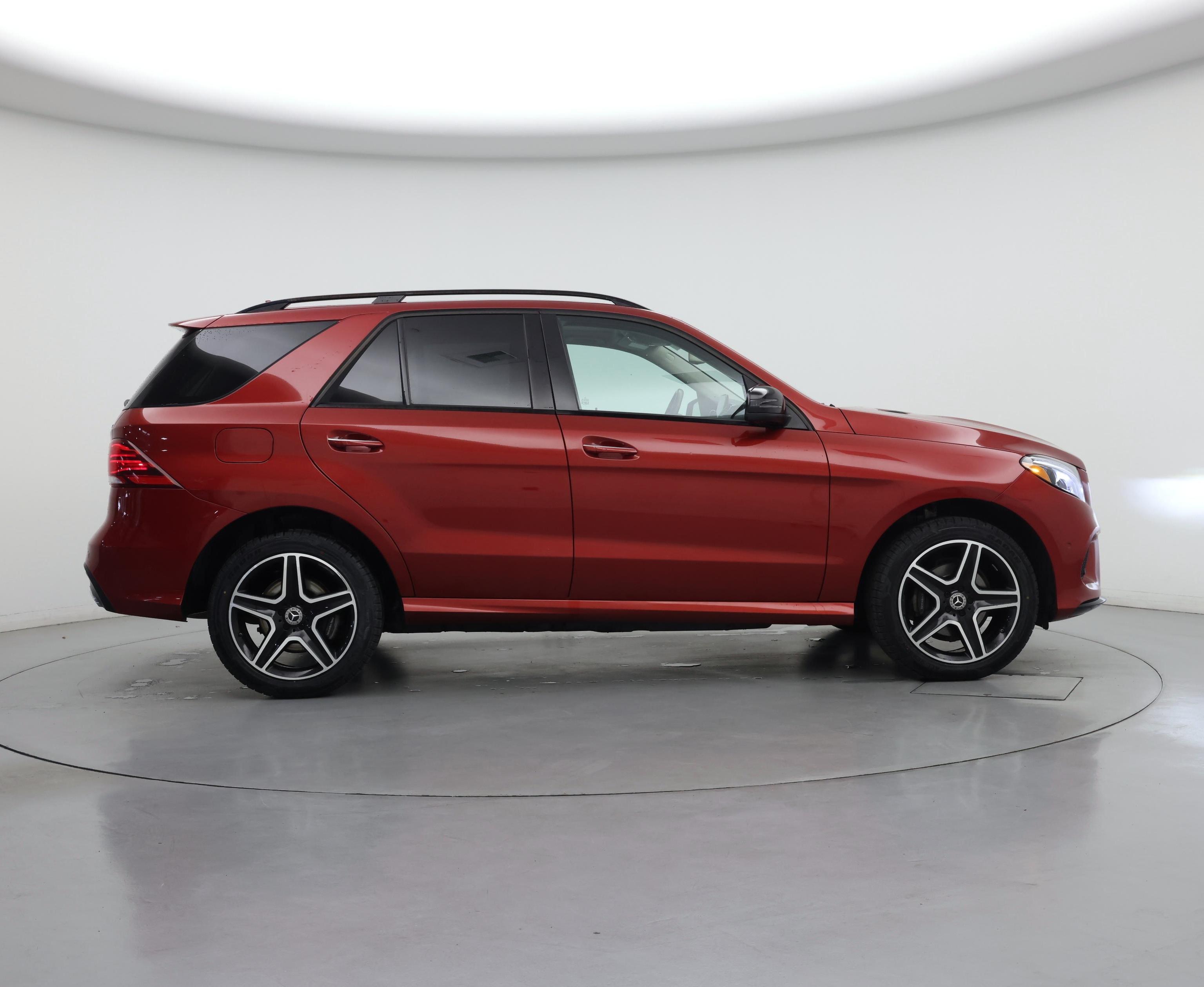 Thumbnail: 2018 Mercedes-Benz GLE - 7