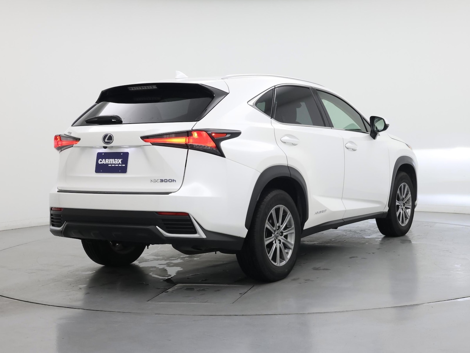 2019 Lexus NX Hybrid 300h - Photo 9