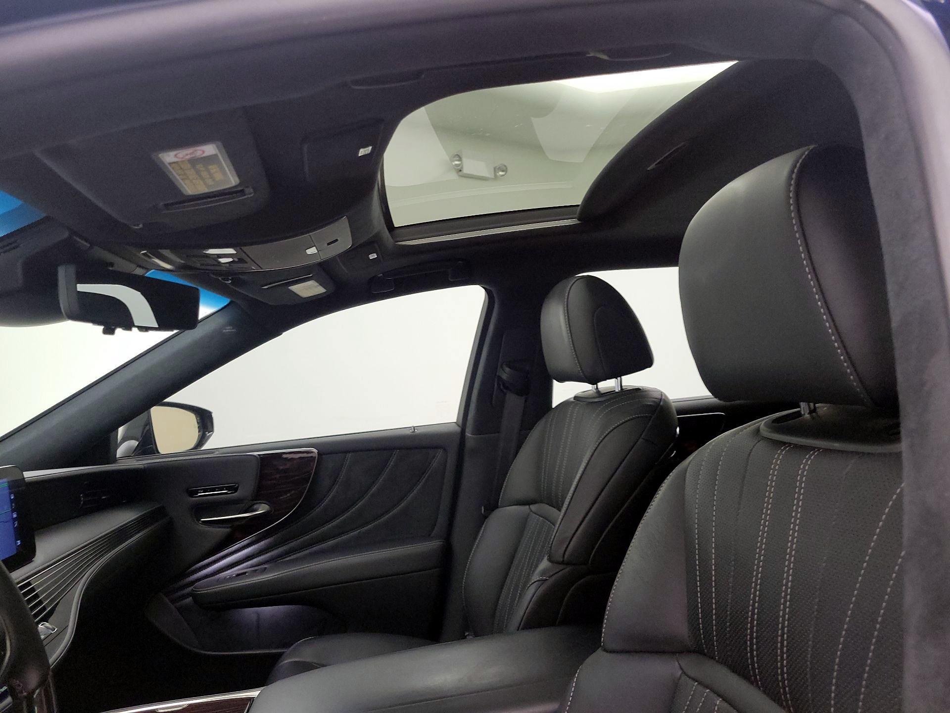 Thumbnail: 2021 Lexus LS - 20