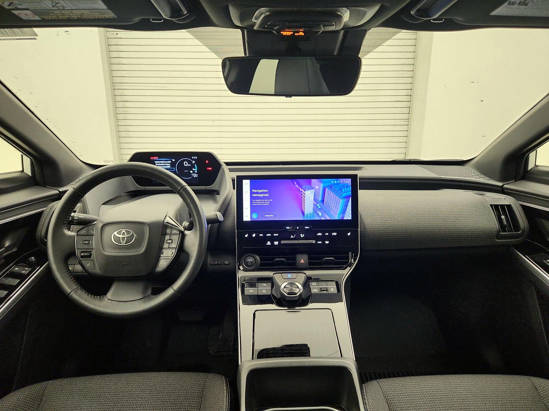 Thumbnail: 2023 Toyota bZ4X - 9