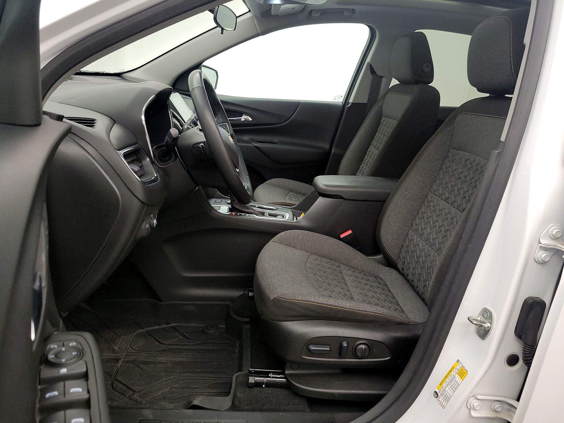 Thumbnail: 2023 Chevrolet Equinox - 11