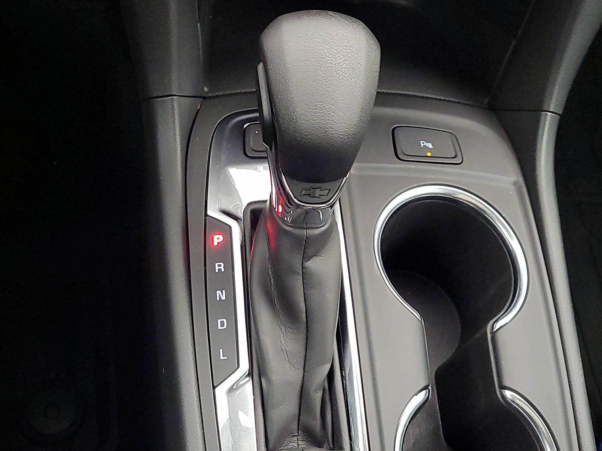 Thumbnail: 2023 Chevrolet Equinox - 18