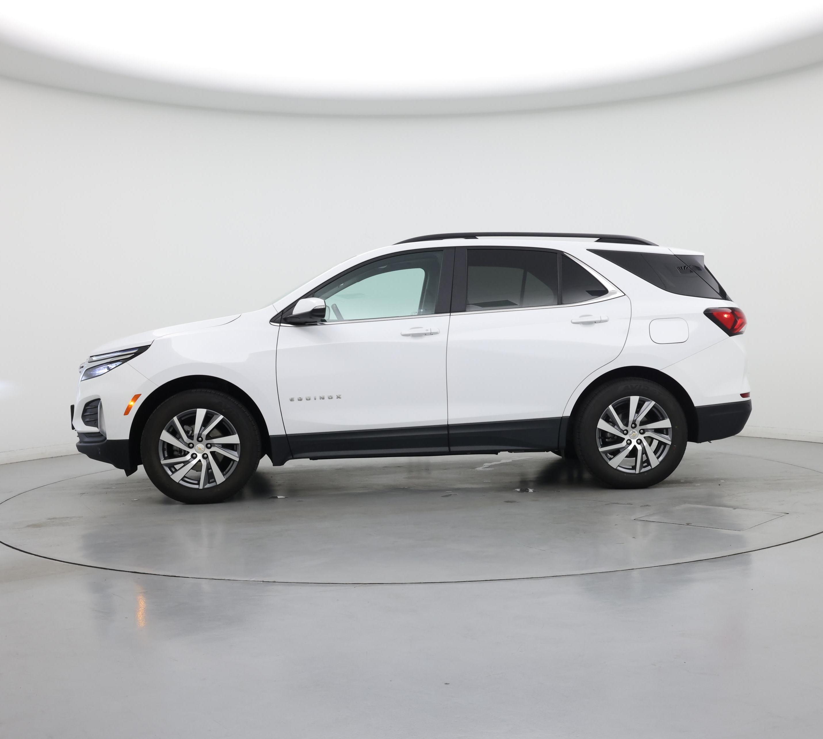 Thumbnail: 2023 Chevrolet Equinox - 3