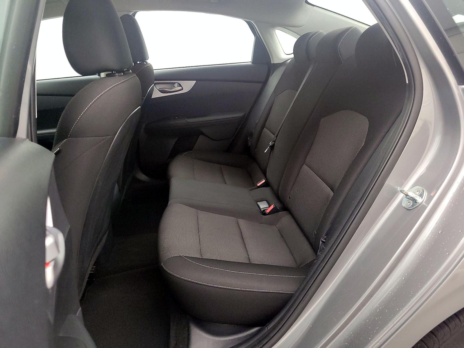 Thumbnail: 2022 Kia Forte - 19