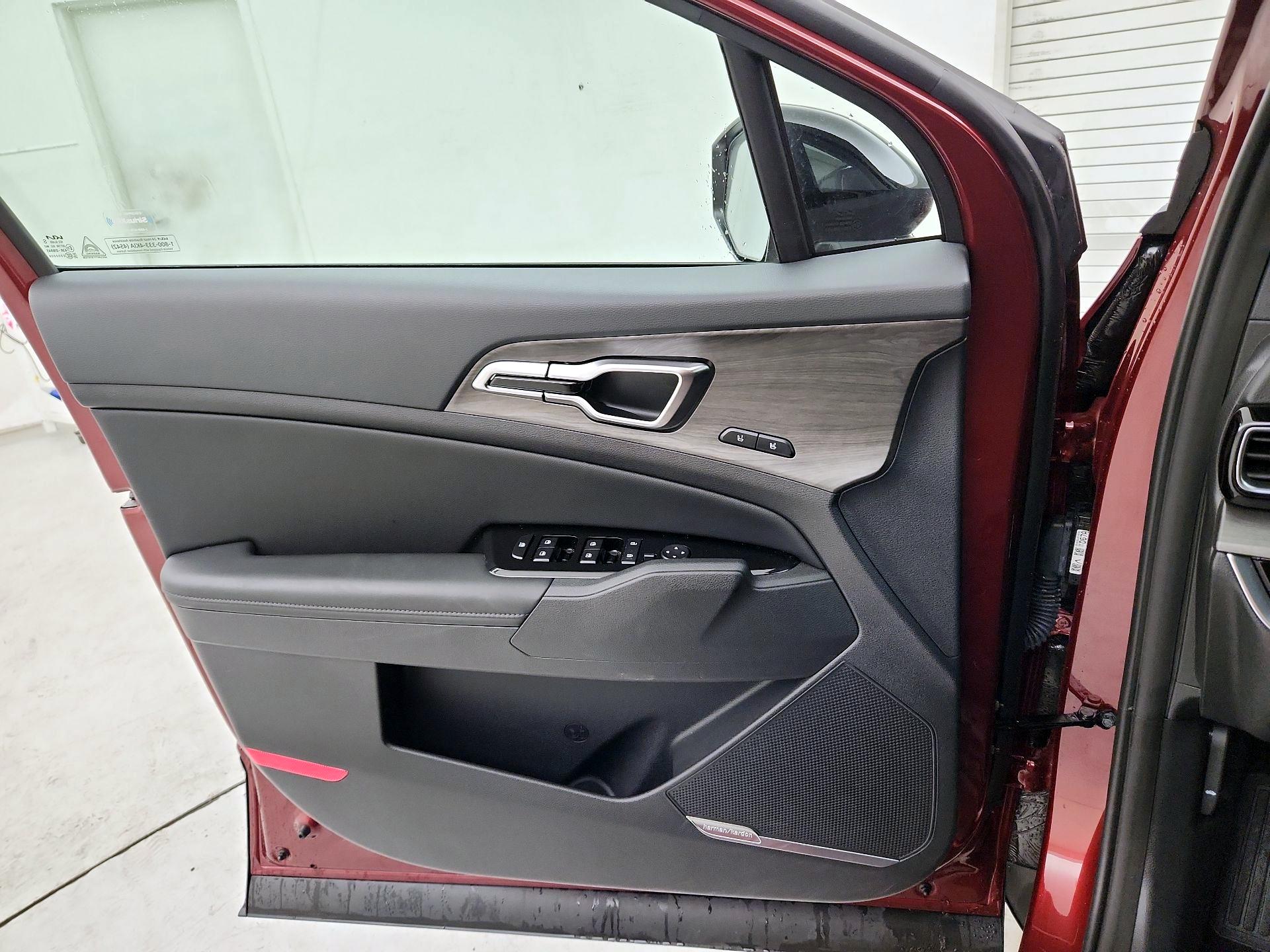 Thumbnail: 2025 Kia Sportage - 12