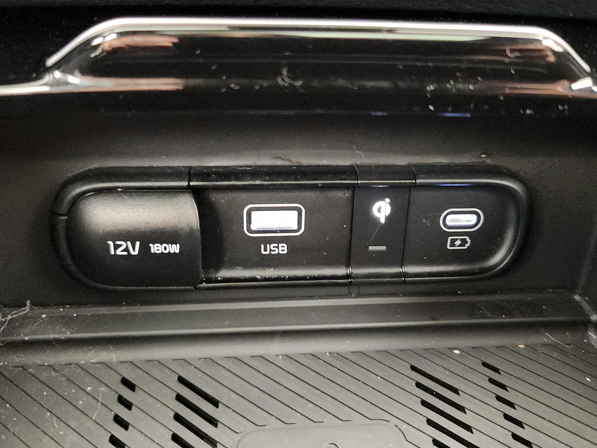 Thumbnail: 2025 Kia Sportage - 19