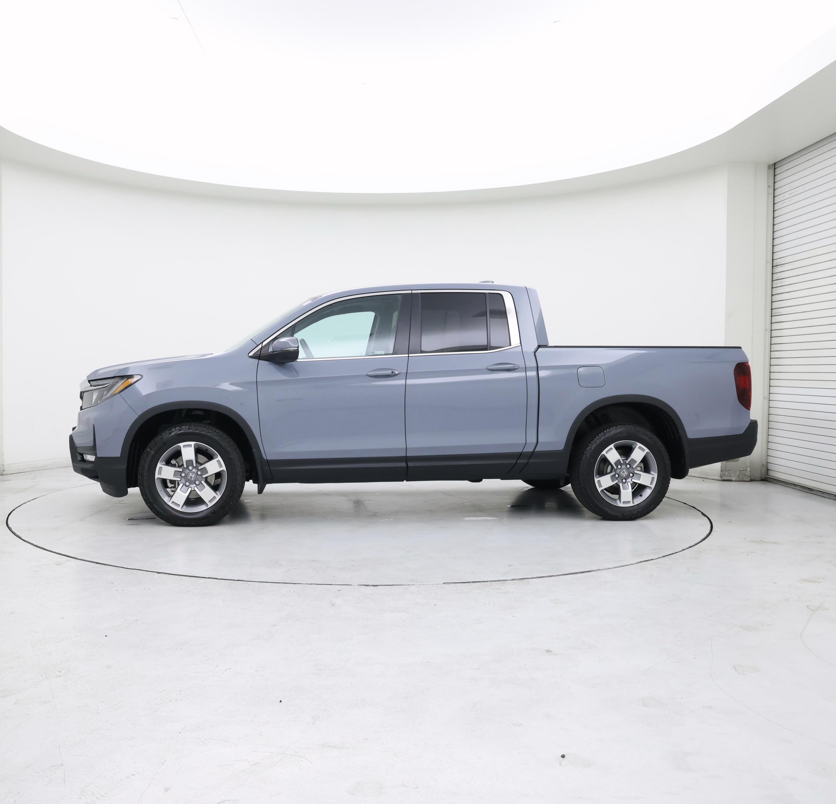 Thumbnail: 2026 Honda Ridgeline - 3