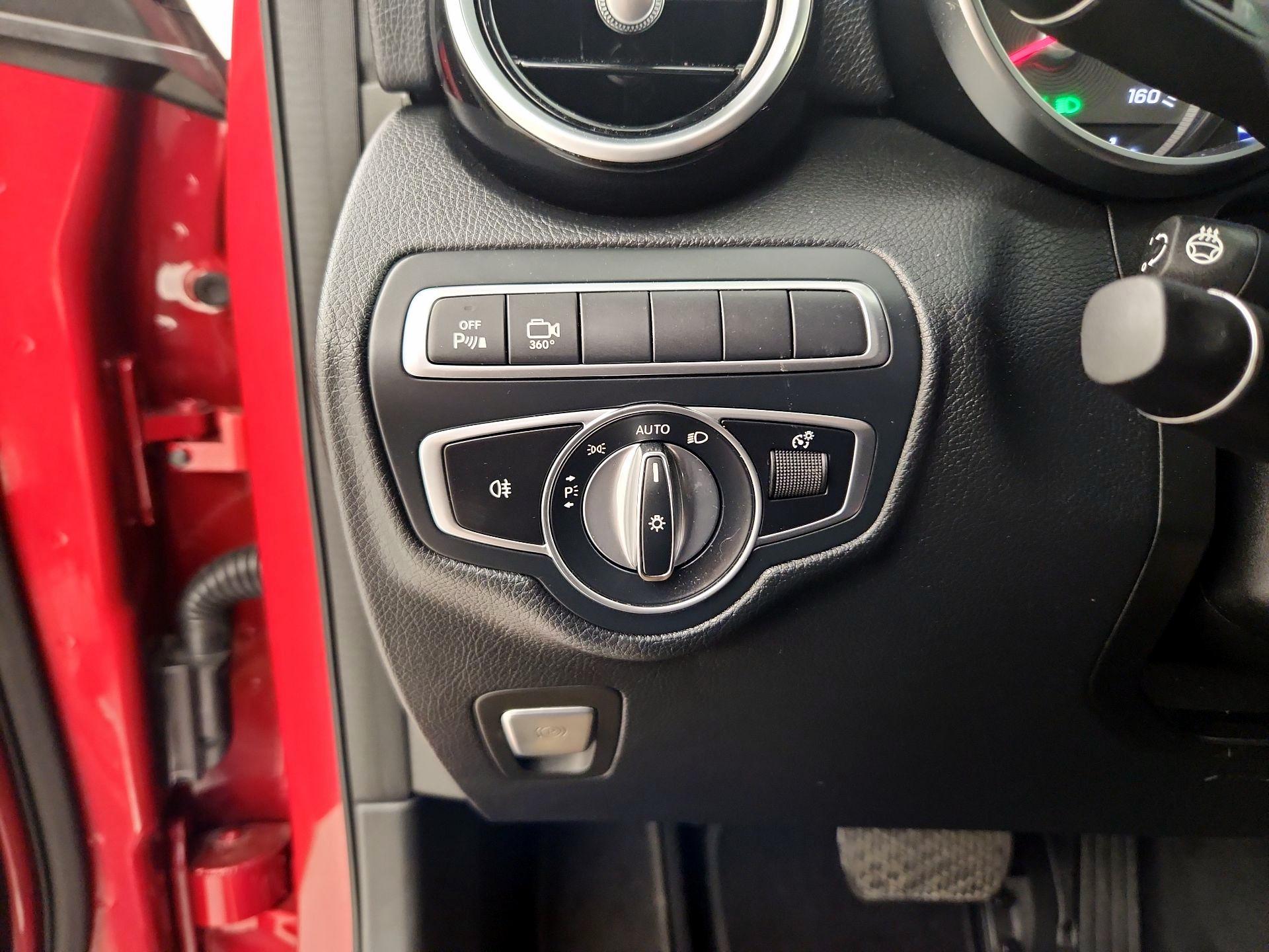 Thumbnail: 2019 Mercedes-Benz GLC - 13
