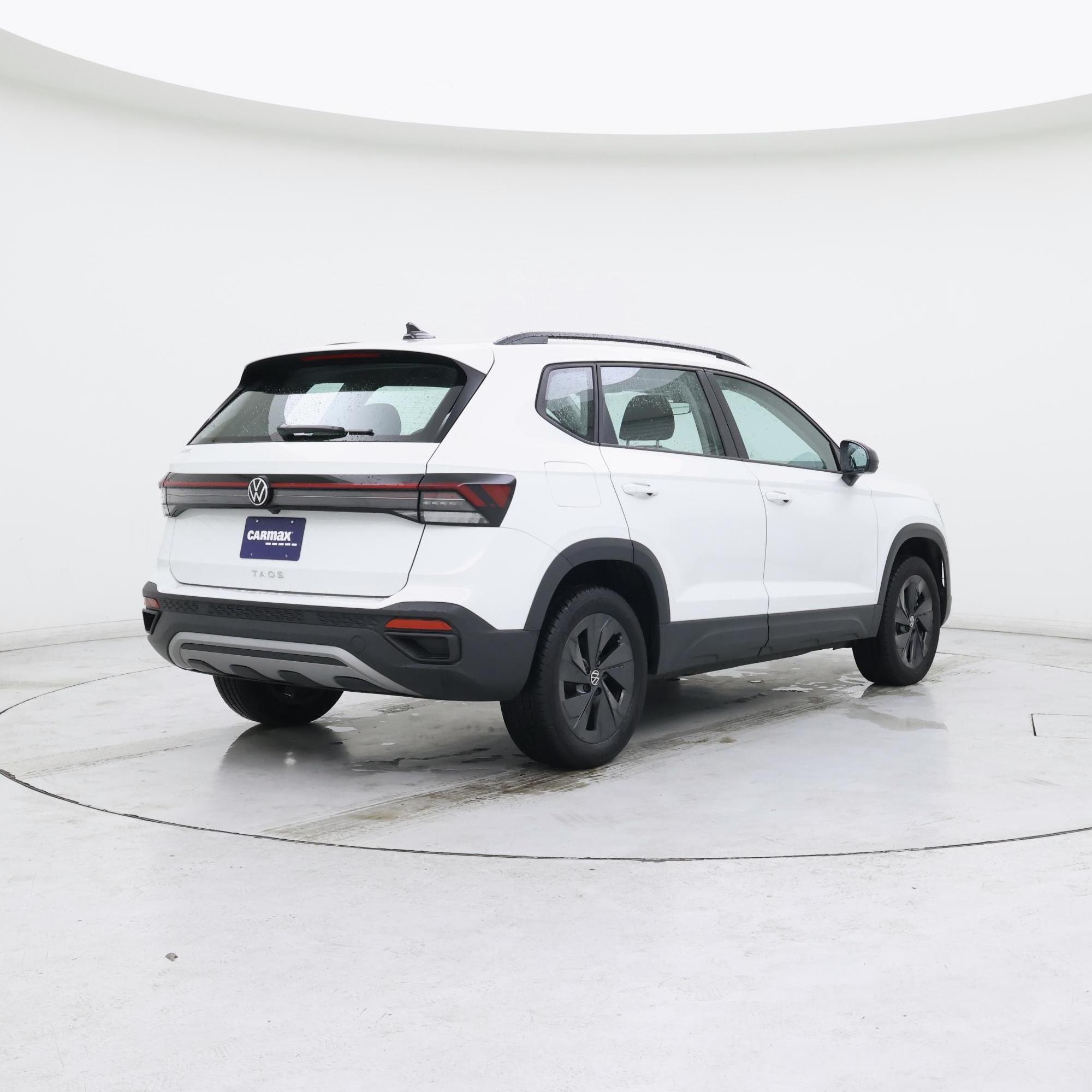 Thumbnail: 2025 Volkswagen Taos - 8