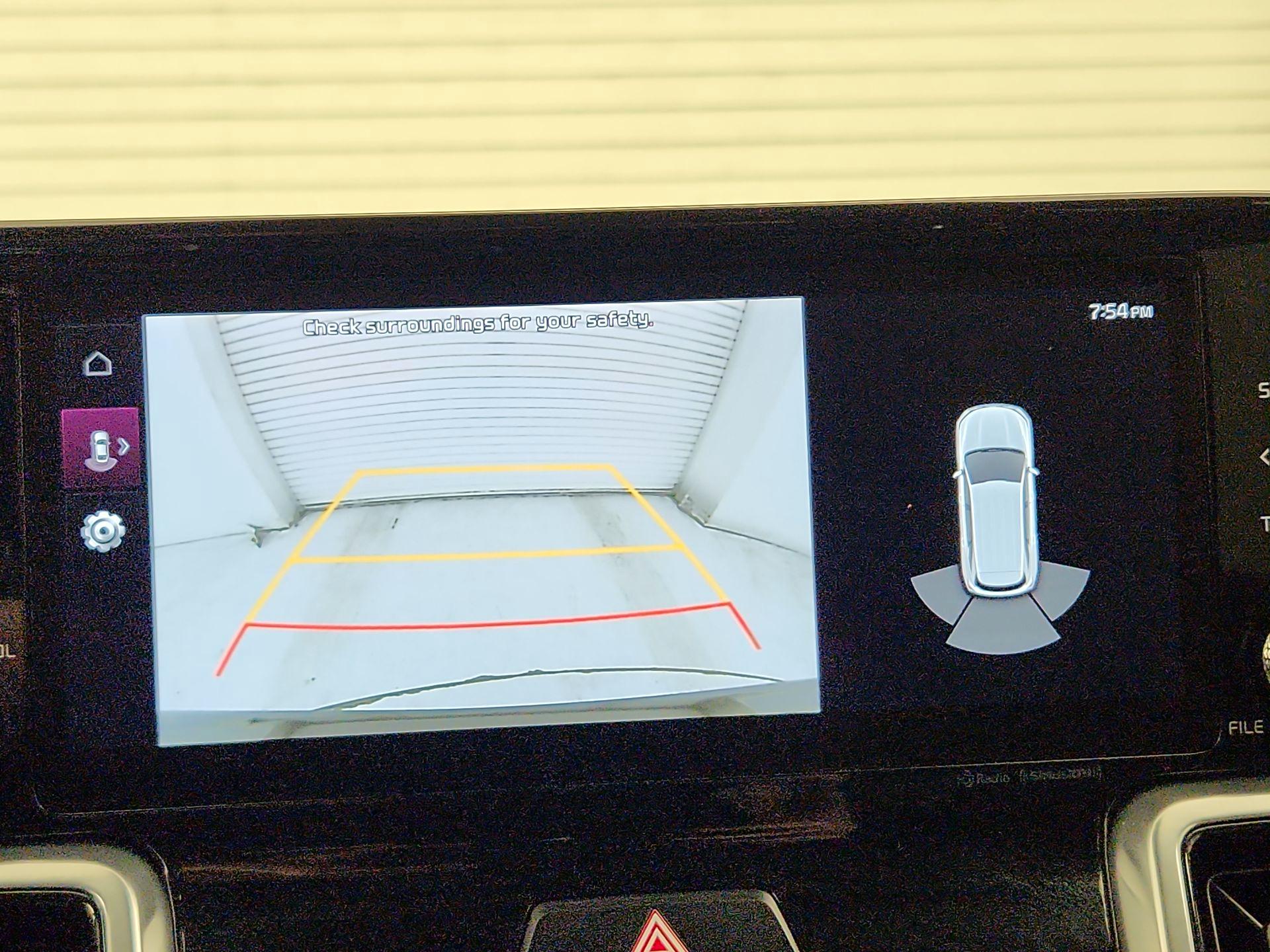 Thumbnail: 2023 Kia Sorento - 15