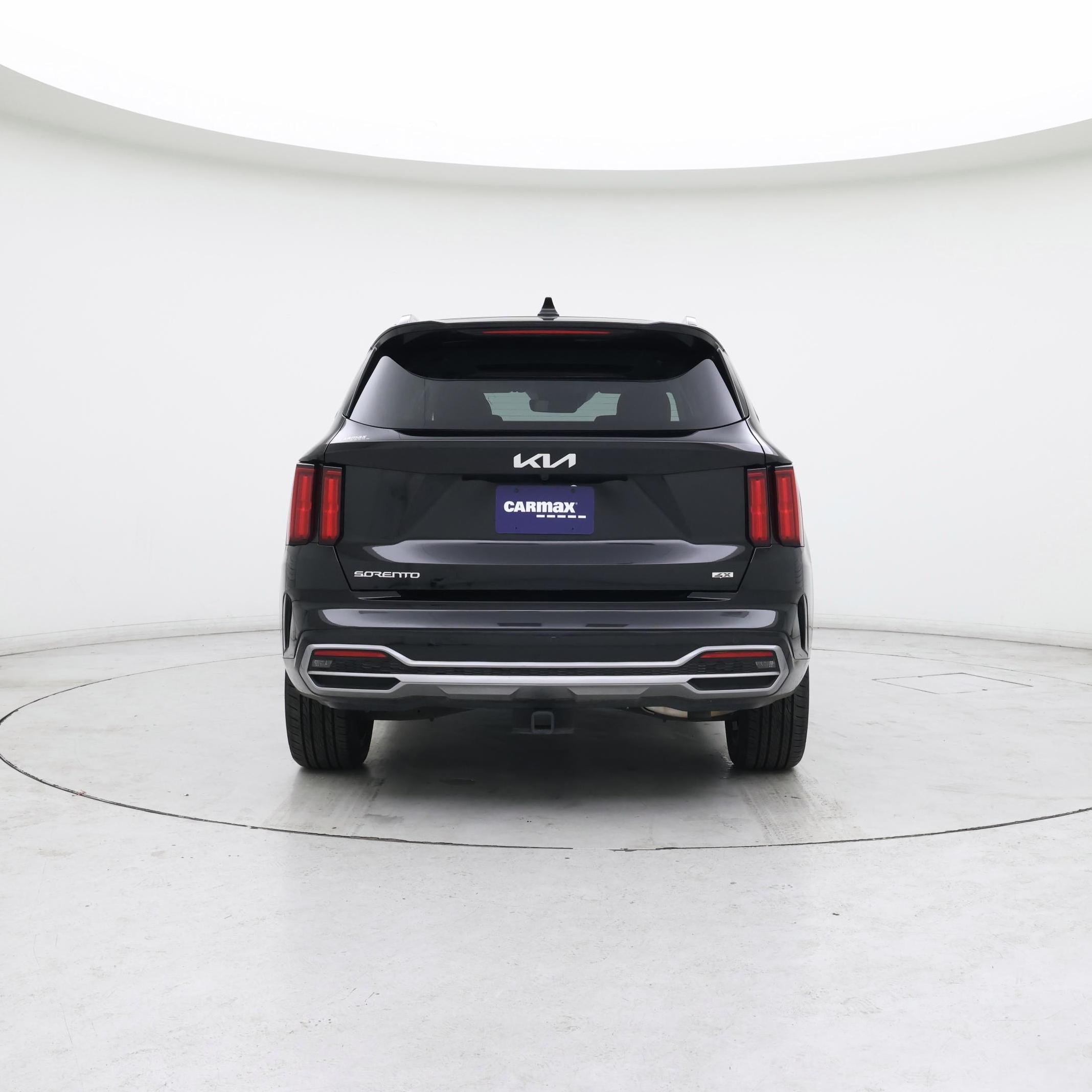 Thumbnail: 2023 Kia Sorento - 6