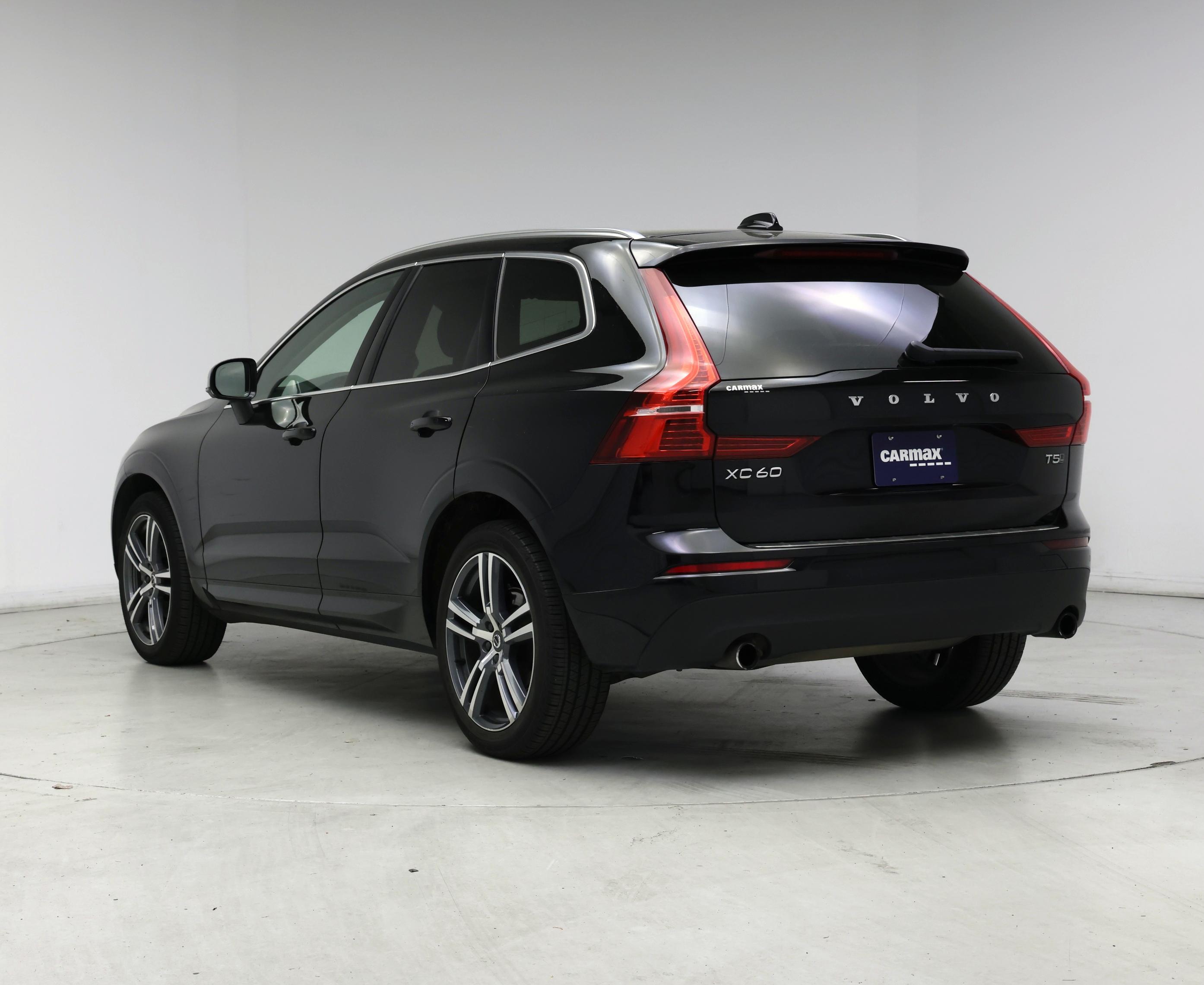 Thumbnail: 2018 Volvo XC60 - 2
