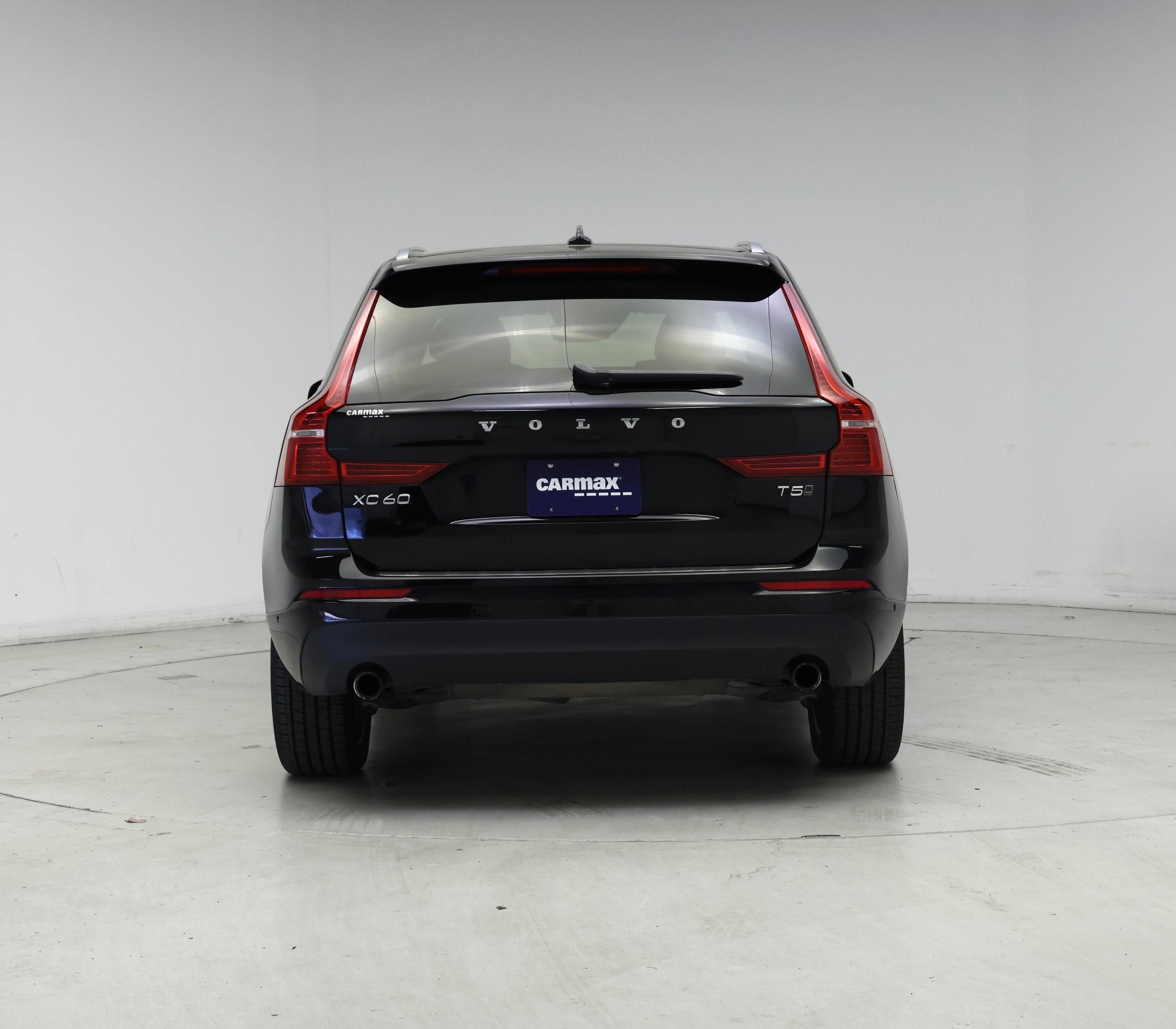 Thumbnail: 2018 Volvo XC60 - 6