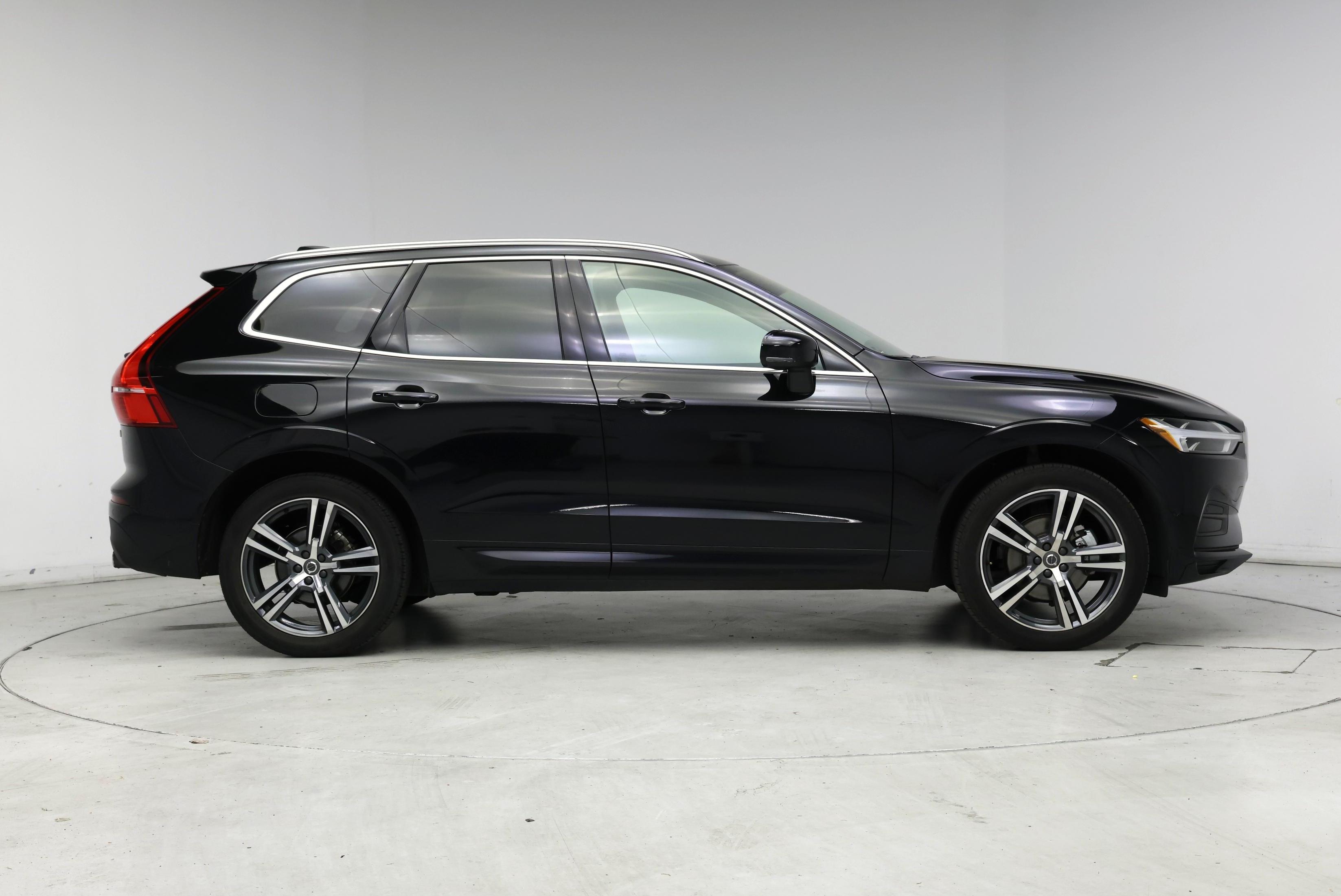 Thumbnail: 2018 Volvo XC60 - 7