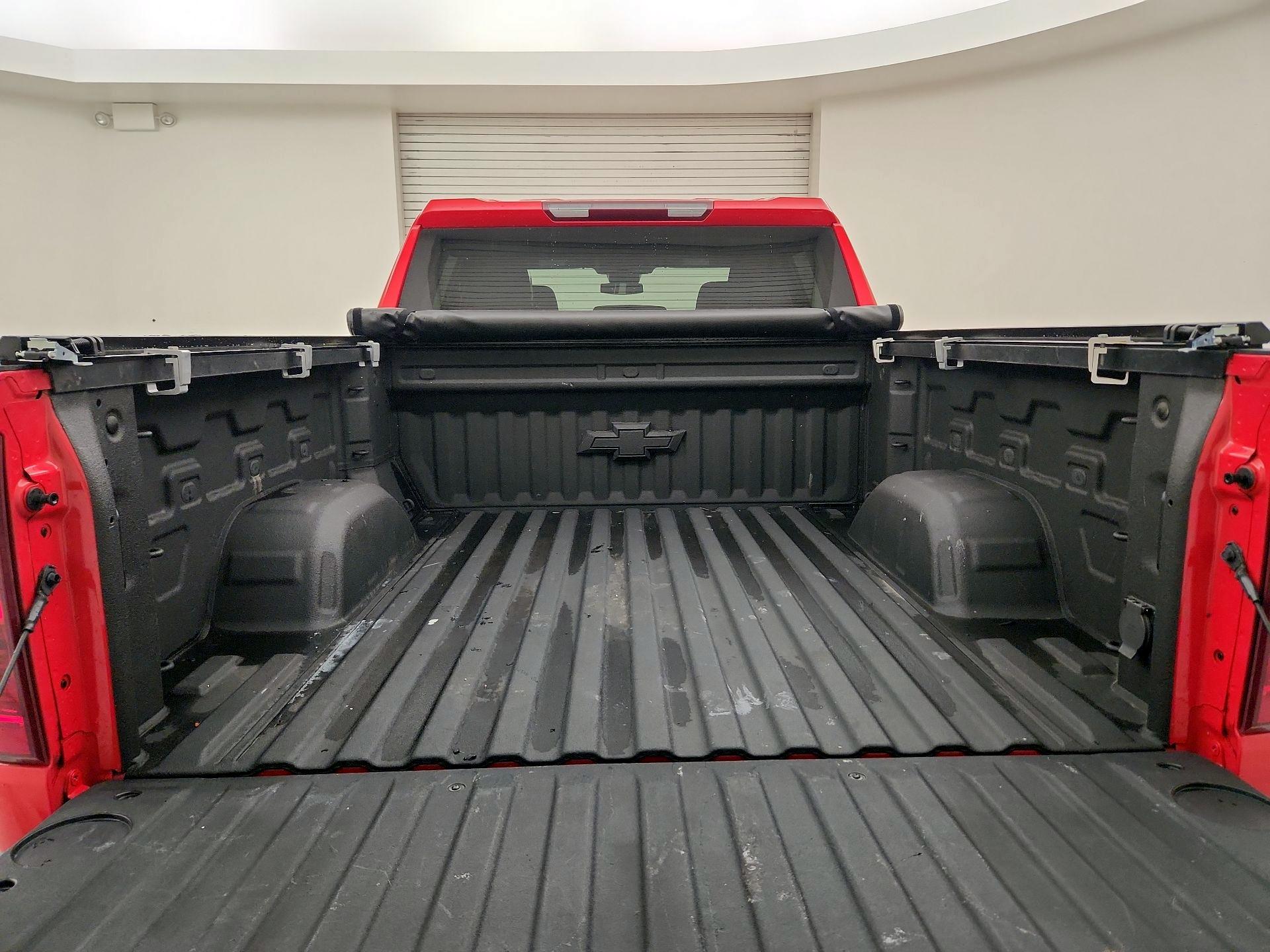 Thumbnail: 2023 Chevrolet Silverado 1500 - 20