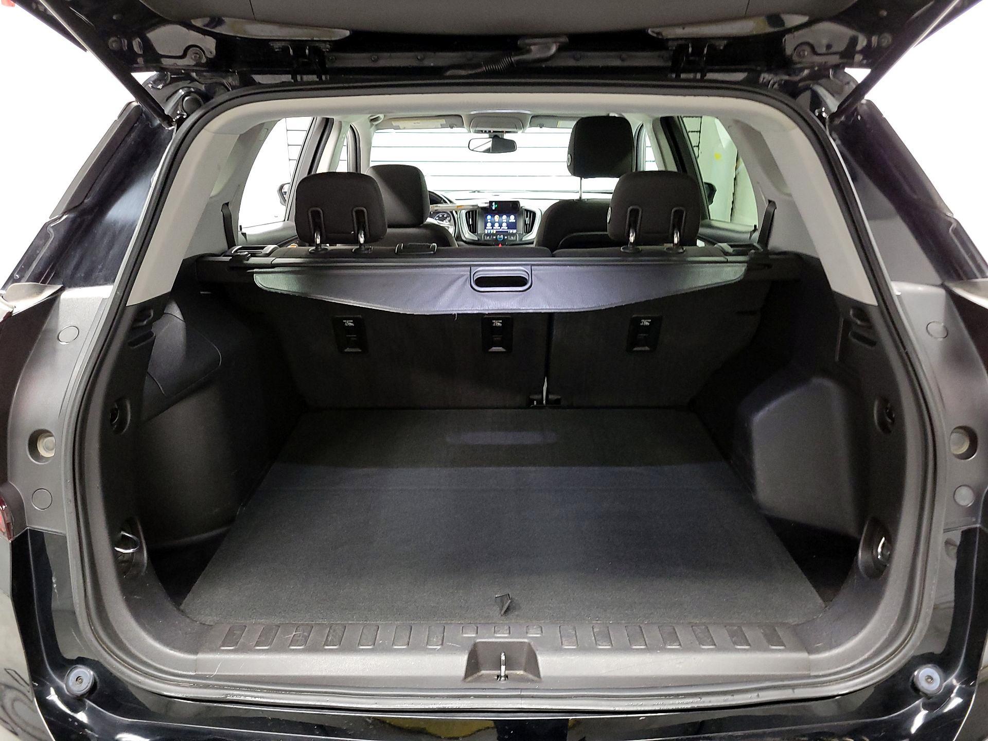 Thumbnail: 2018 GMC Terrain - 18
